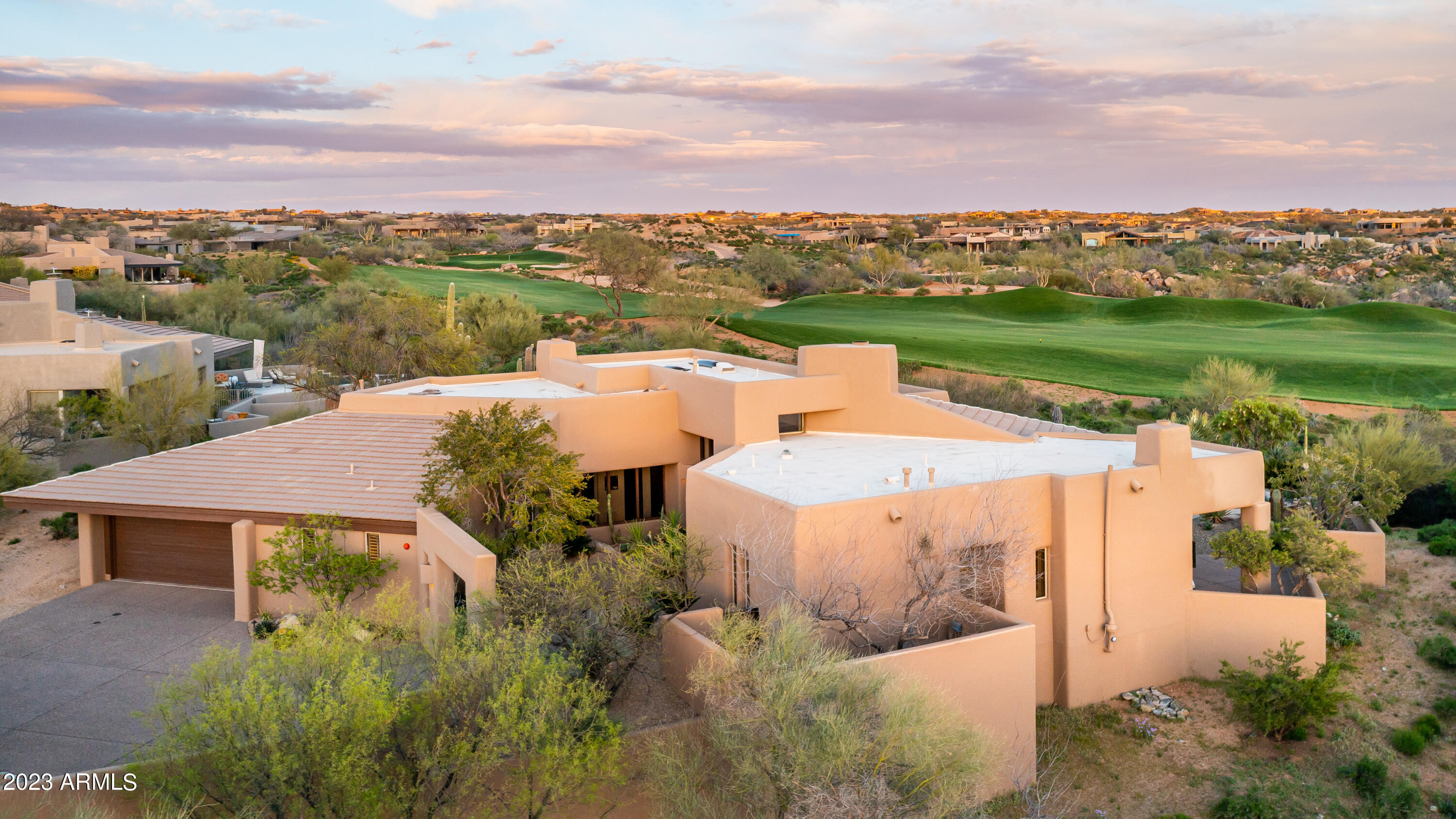 10641 E TAMARISK Way