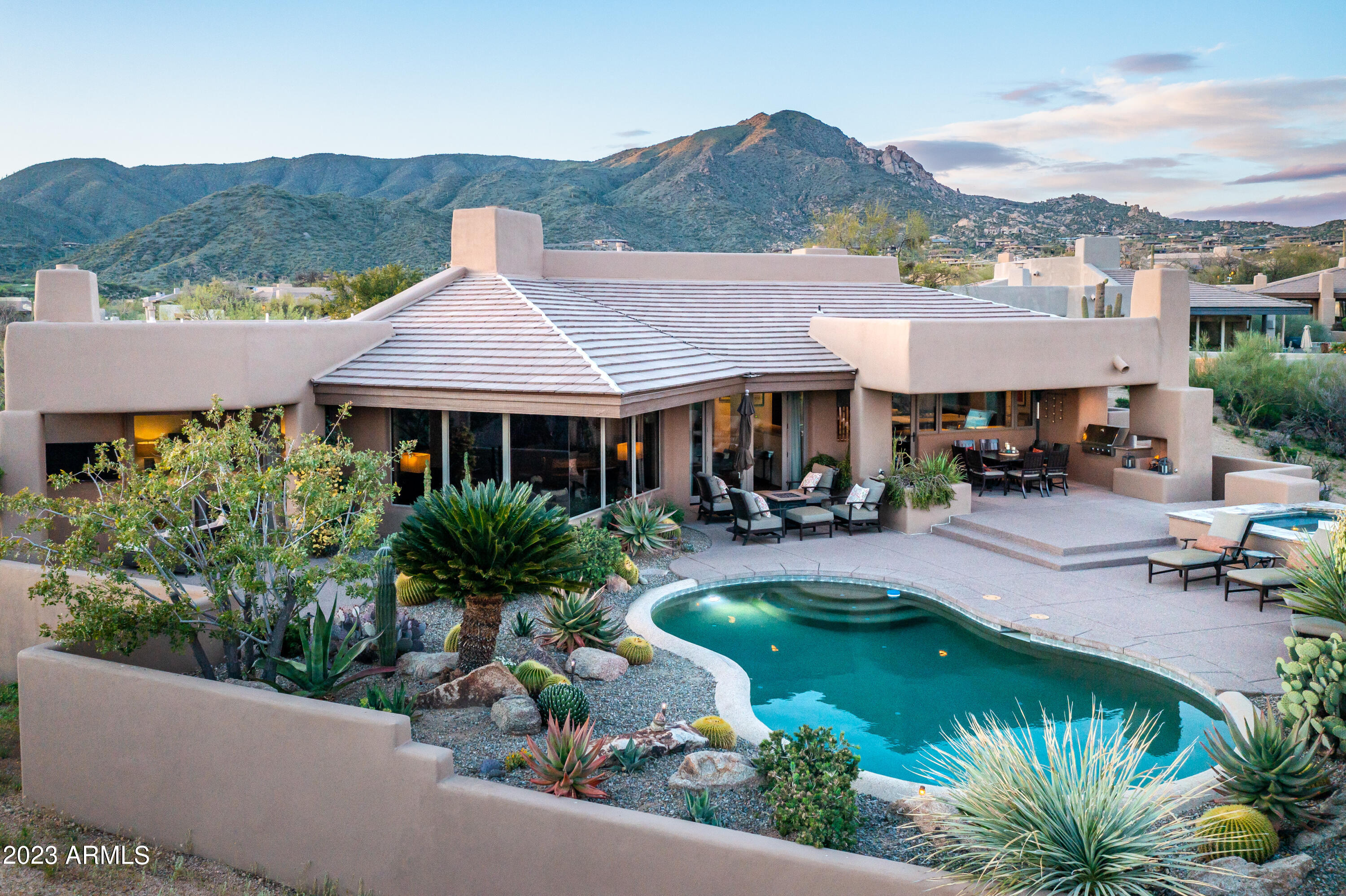 10641 E TAMARISK Way