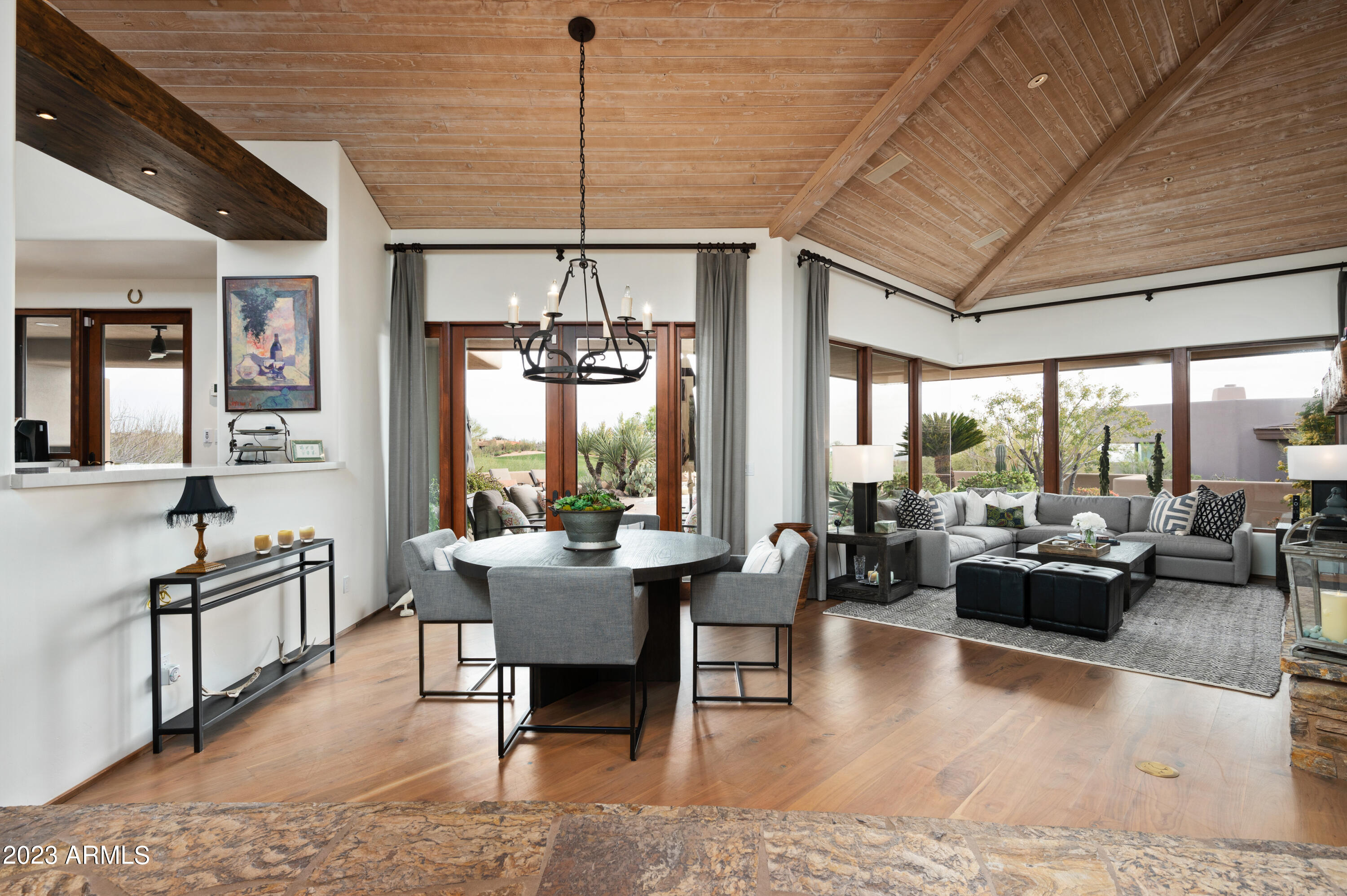 10641 E TAMARISK Way