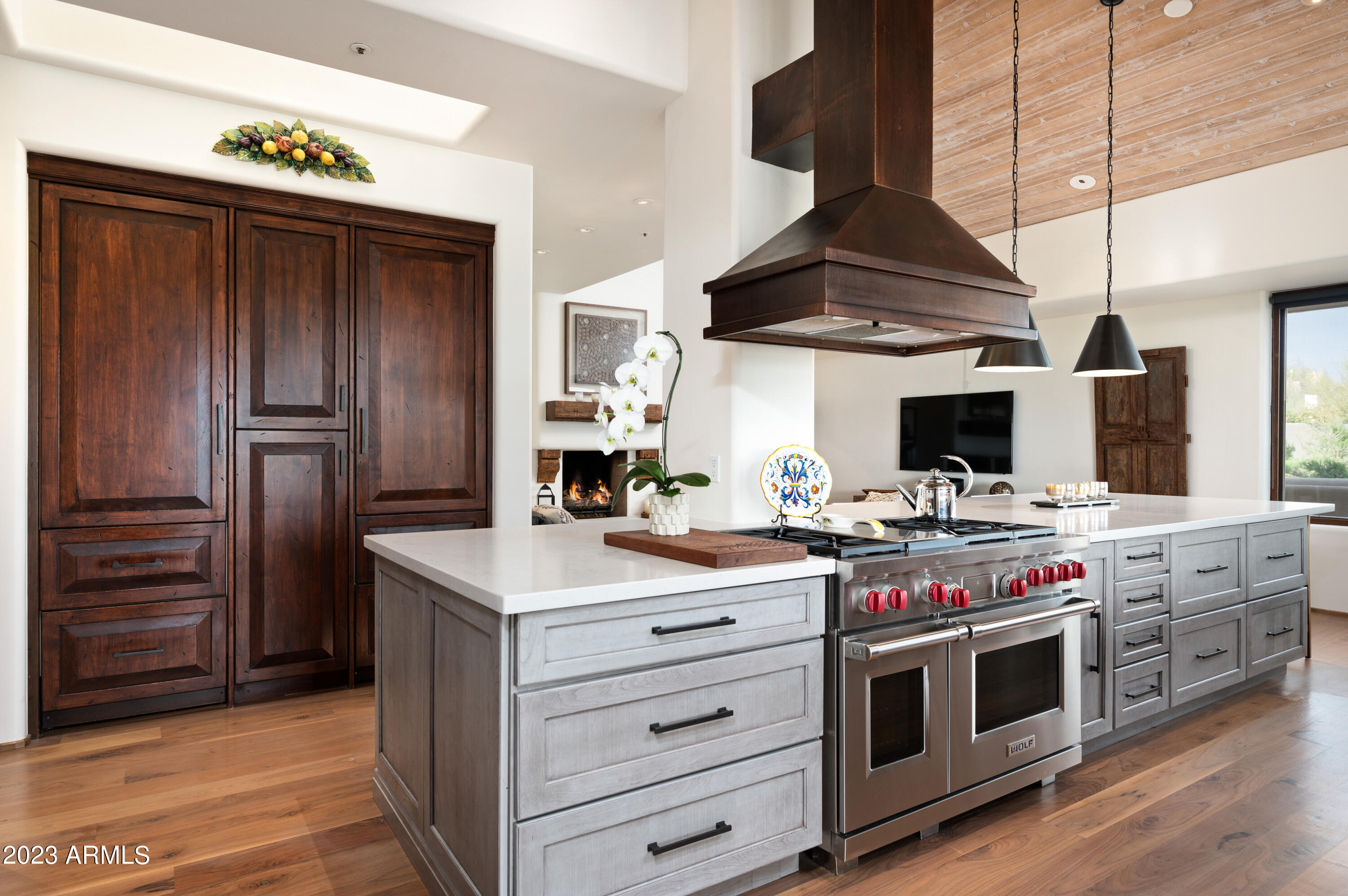 10641 E TAMARISK Way