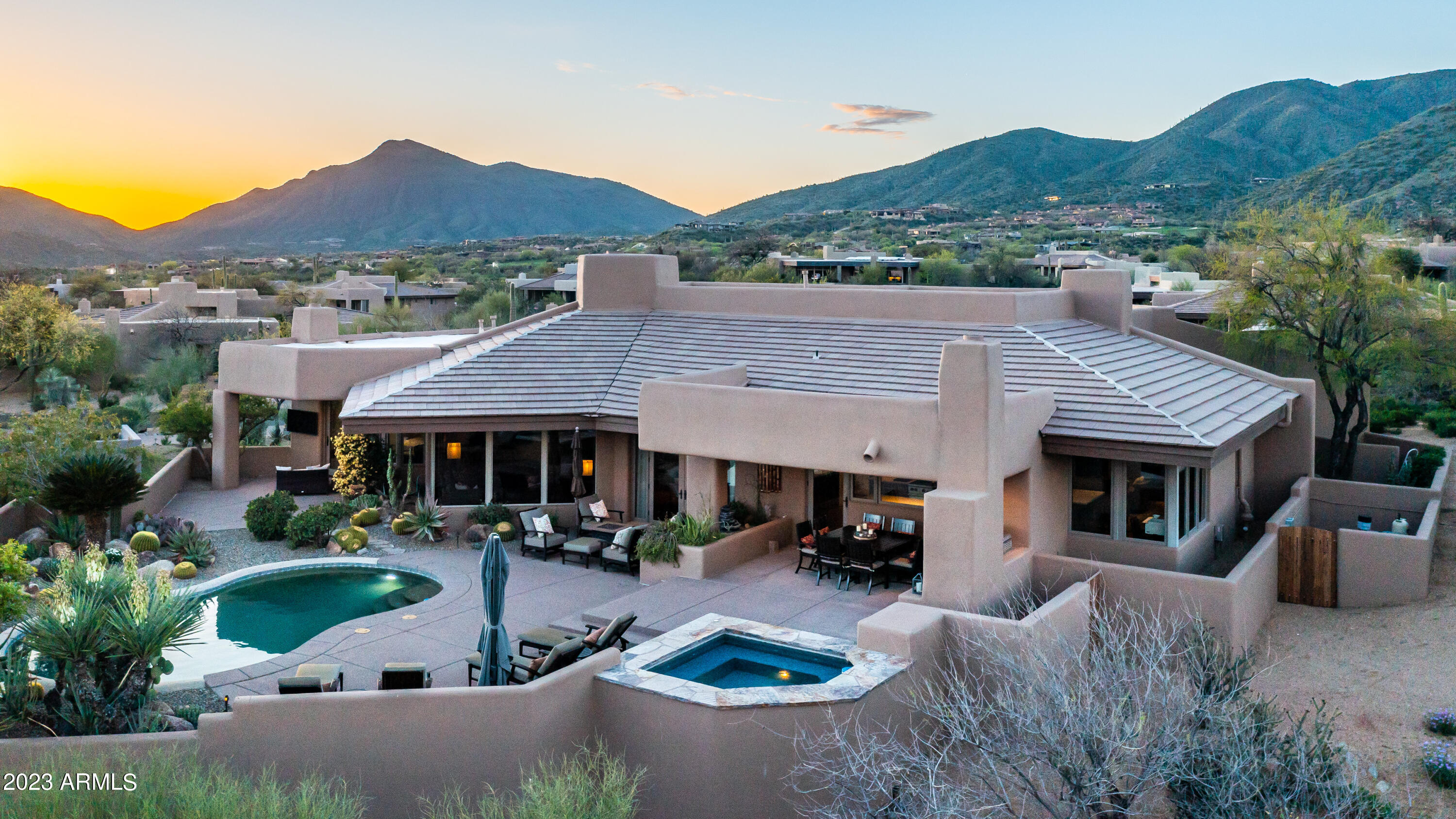 10641 E TAMARISK Way