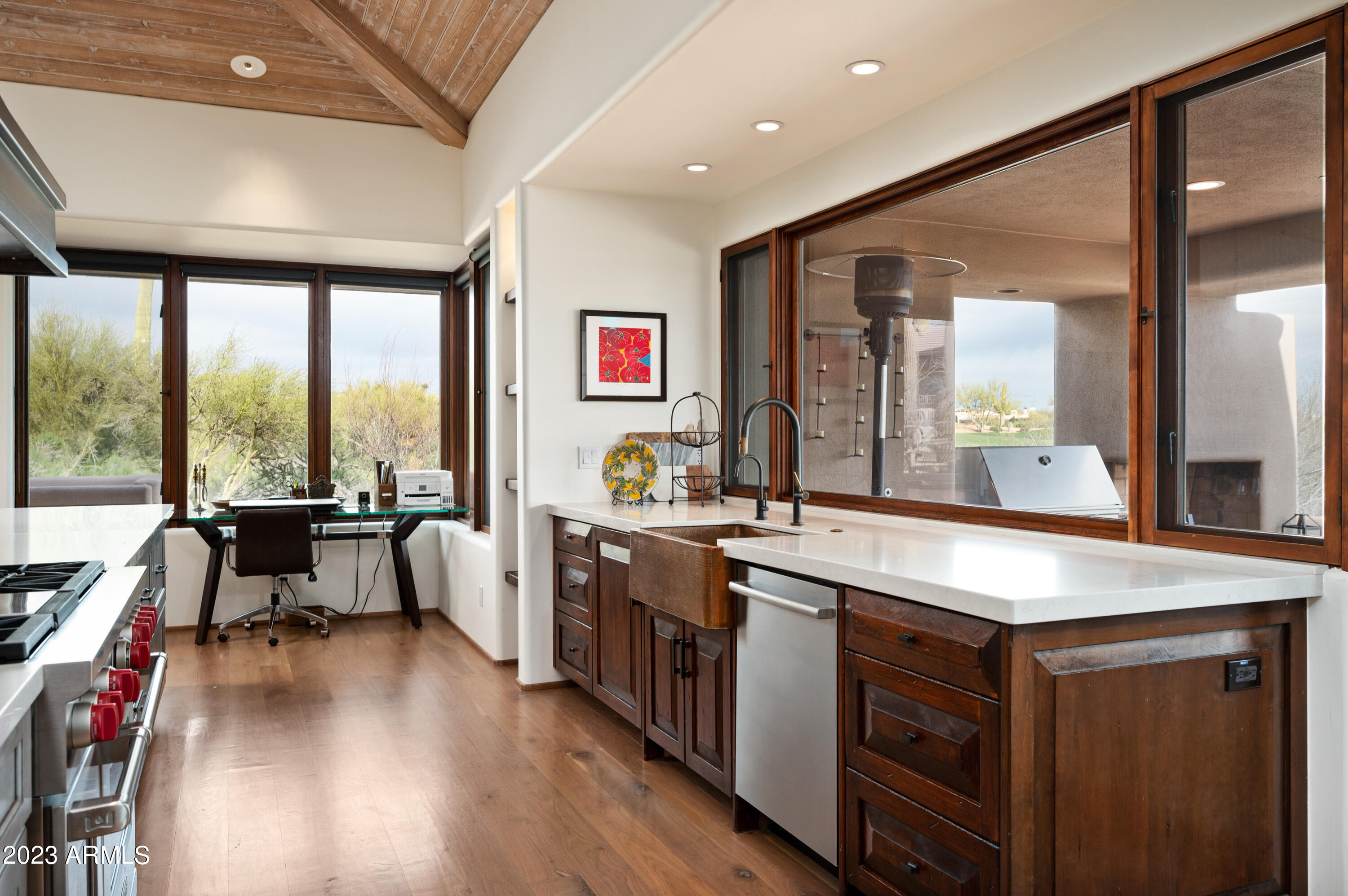 10641 E TAMARISK Way