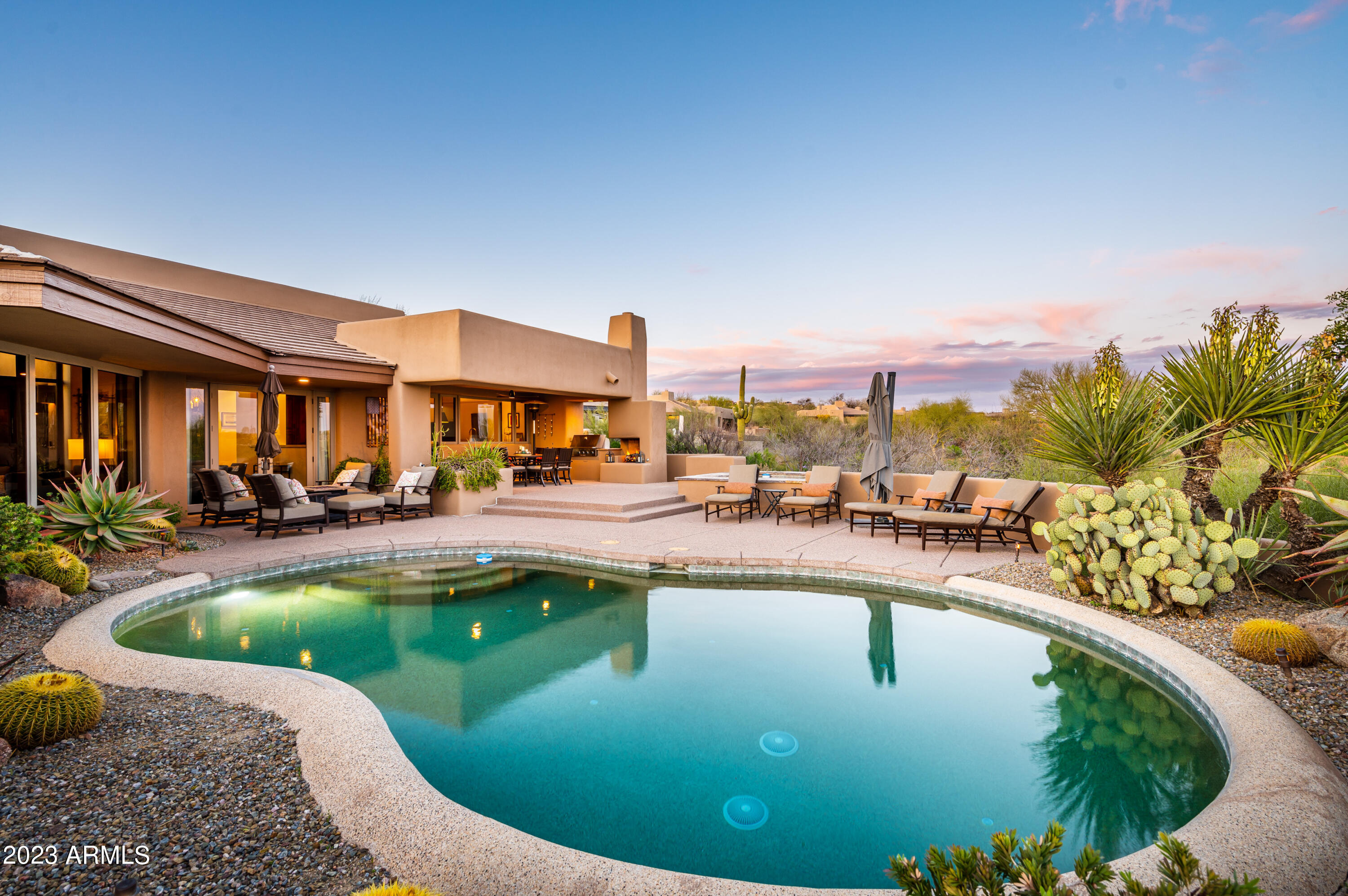 10641 E TAMARISK Way