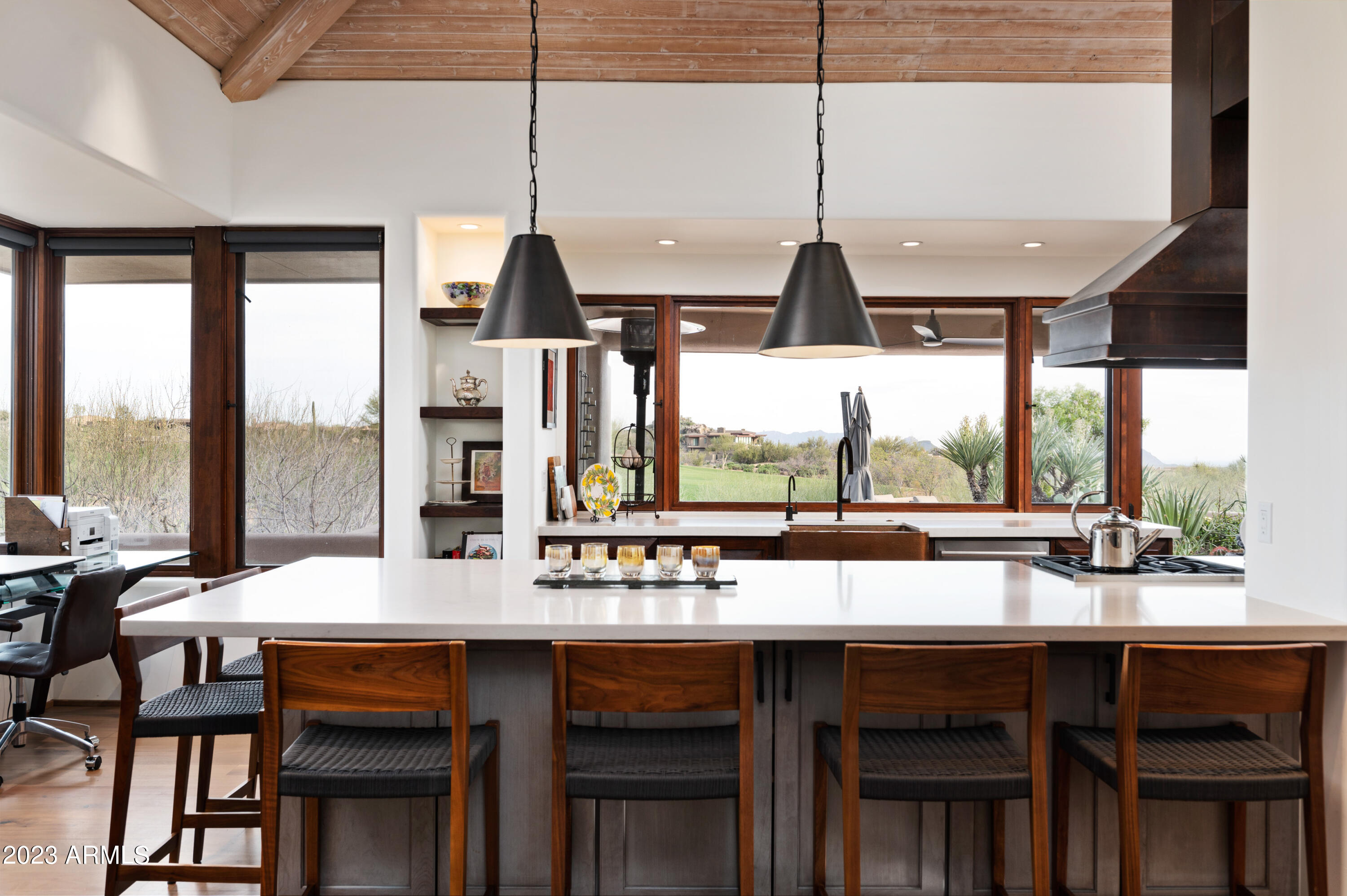 10641 E TAMARISK Way