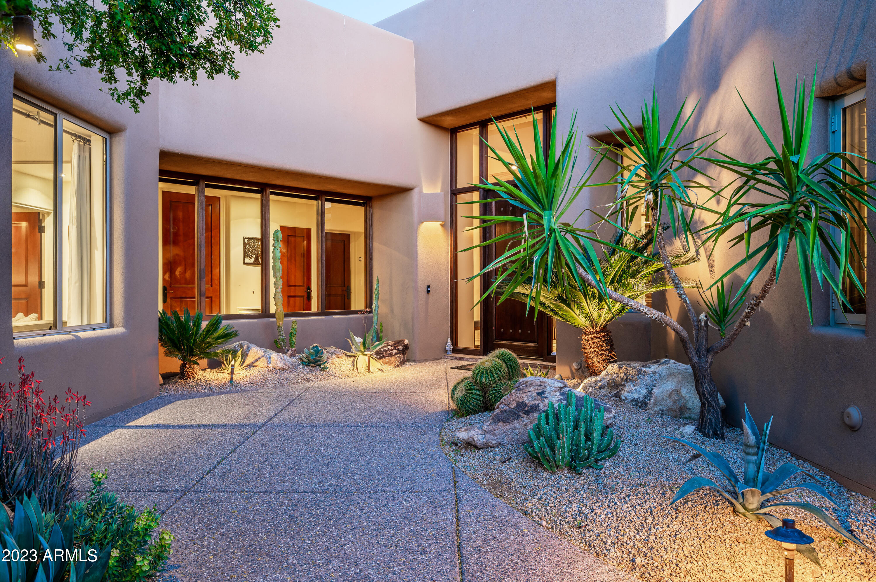 10641 E TAMARISK Way