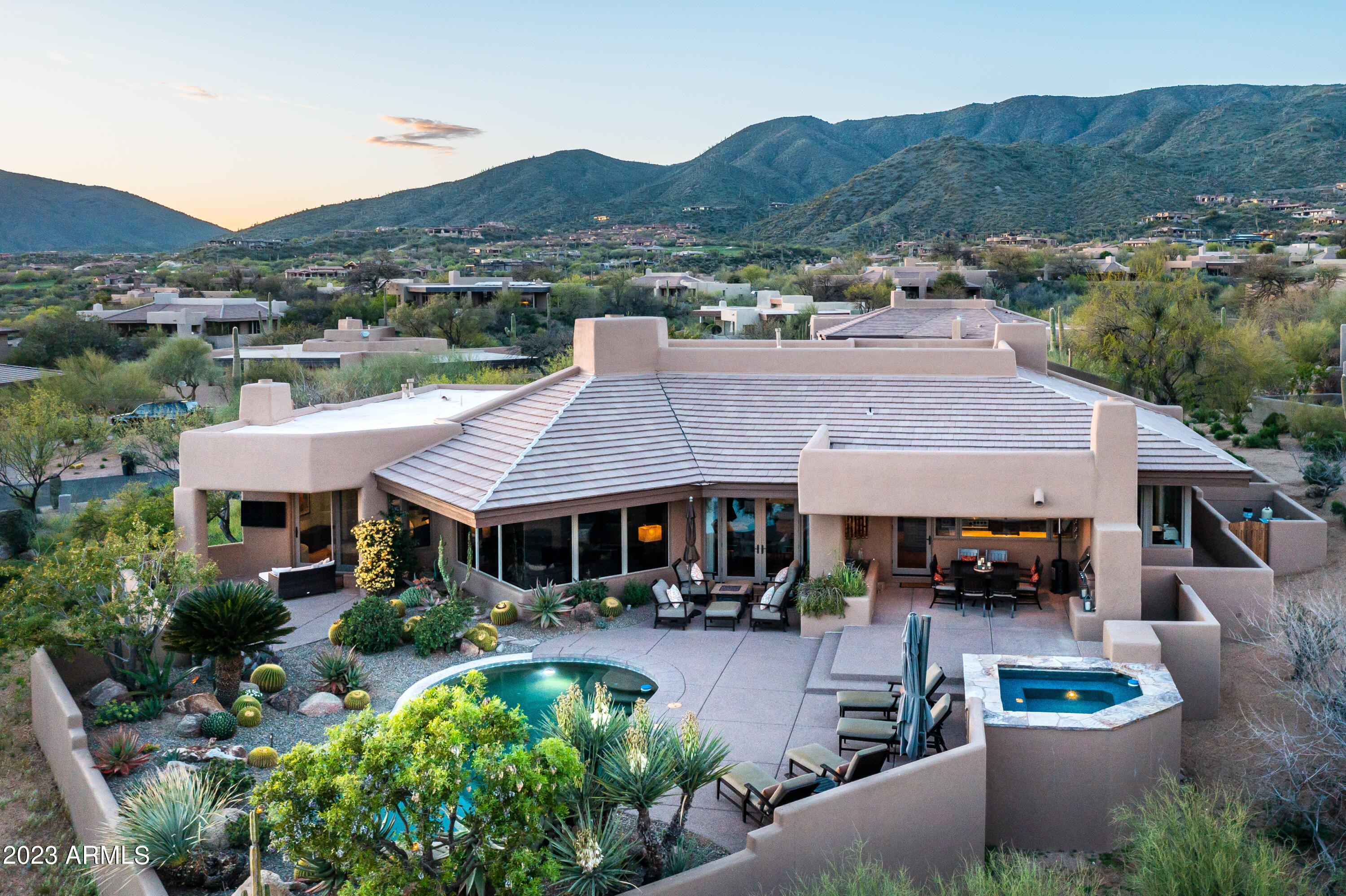 10641 E TAMARISK Way