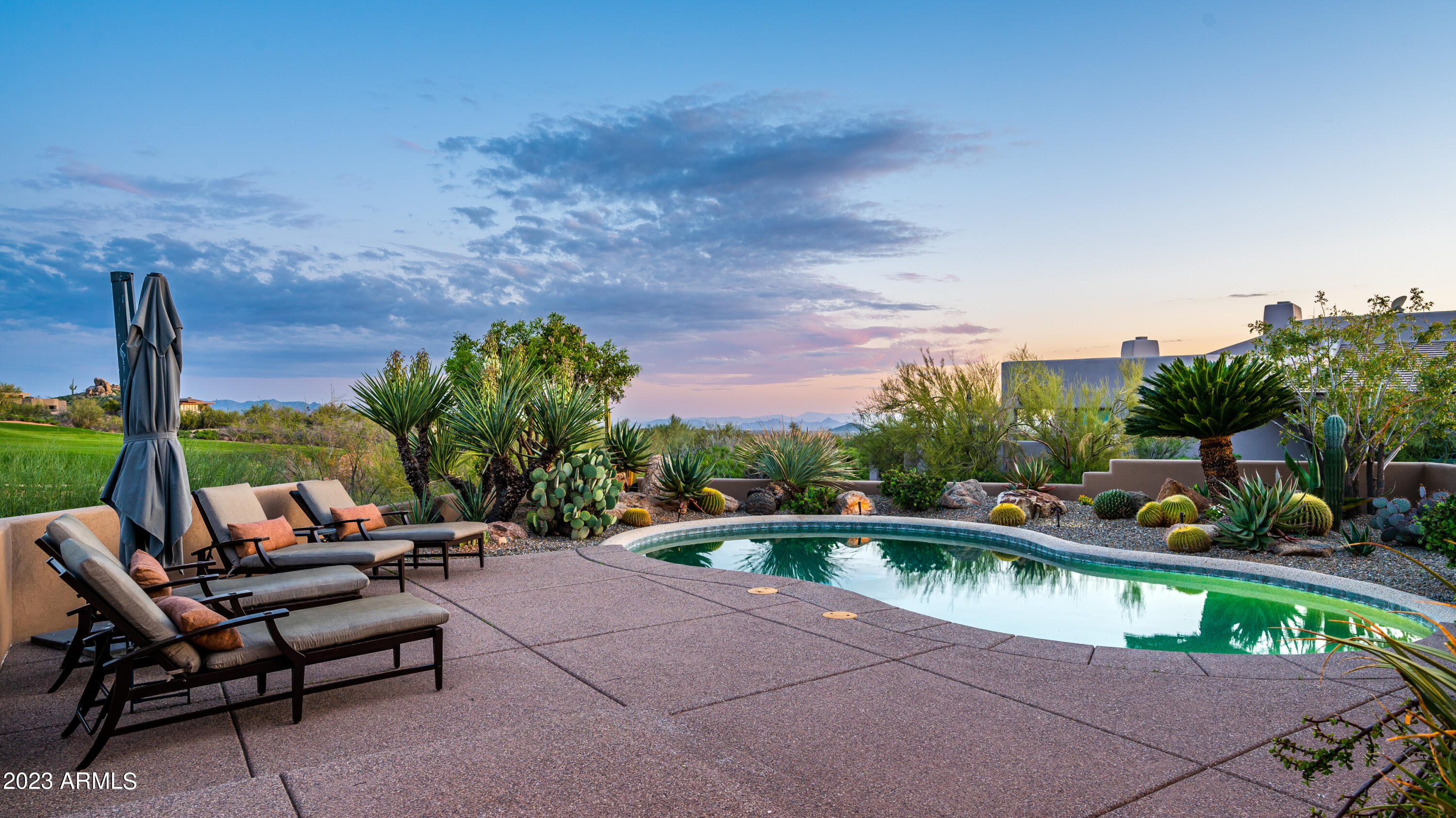 10641 E TAMARISK Way