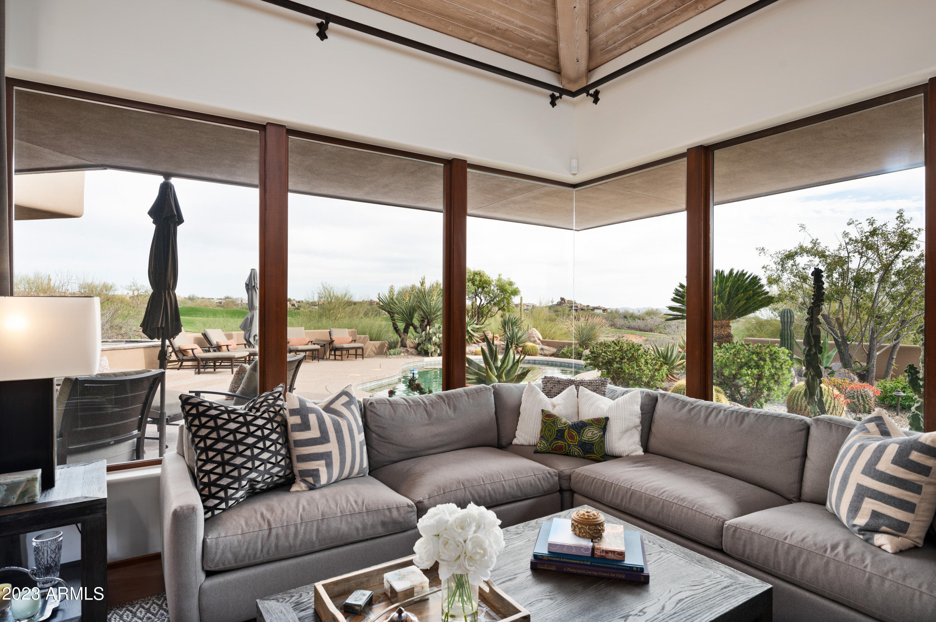 10641 E TAMARISK Way