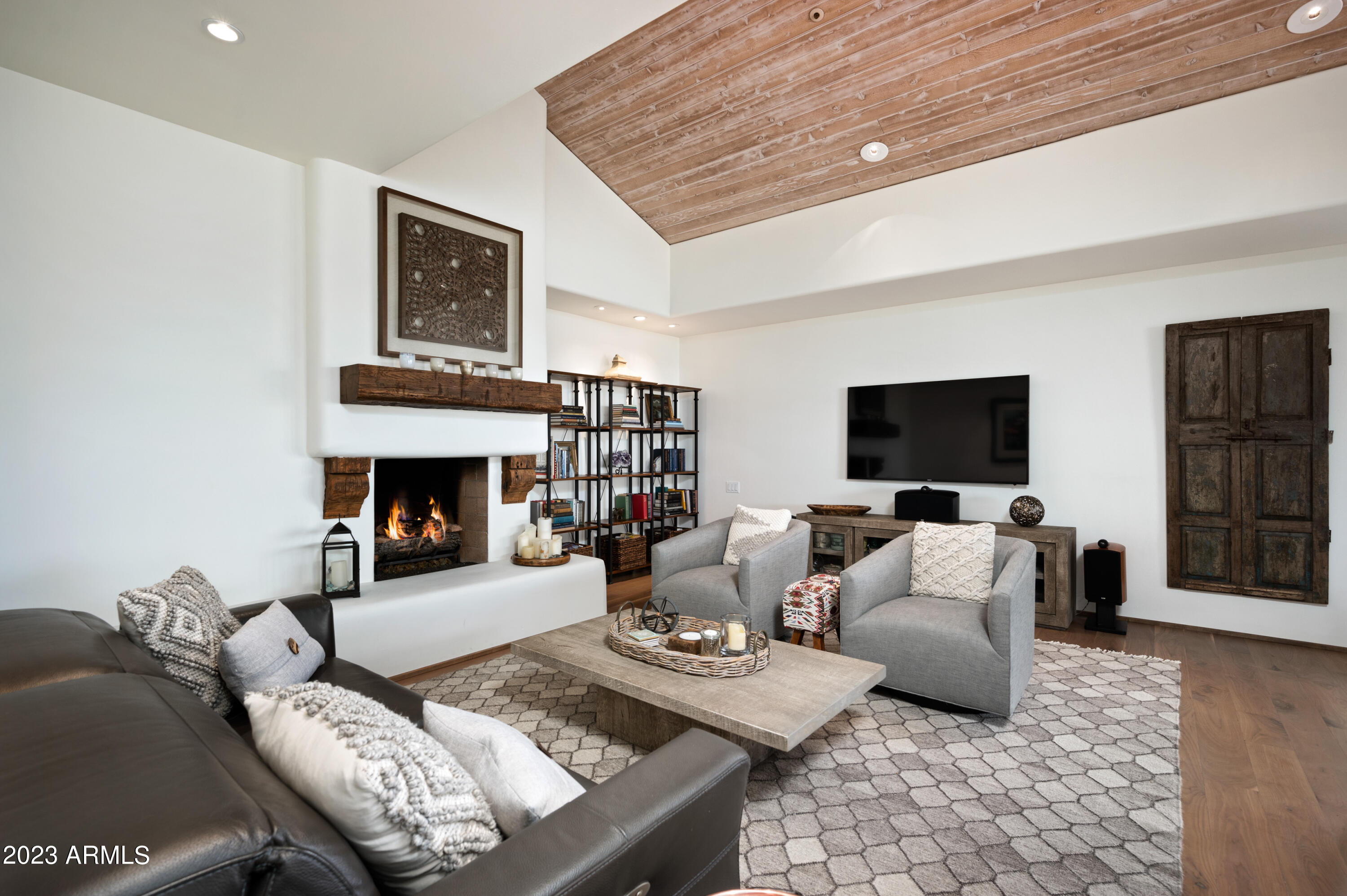 10641 E TAMARISK Way