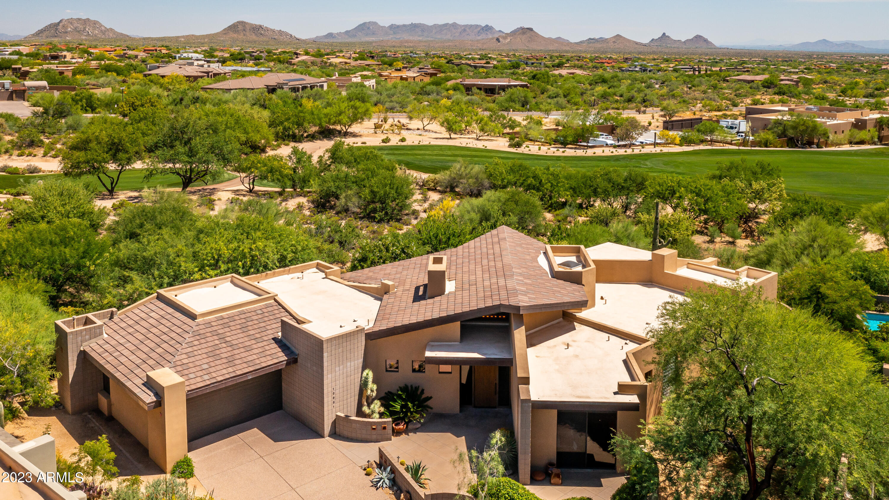 10651 E FERNWOOD Lane