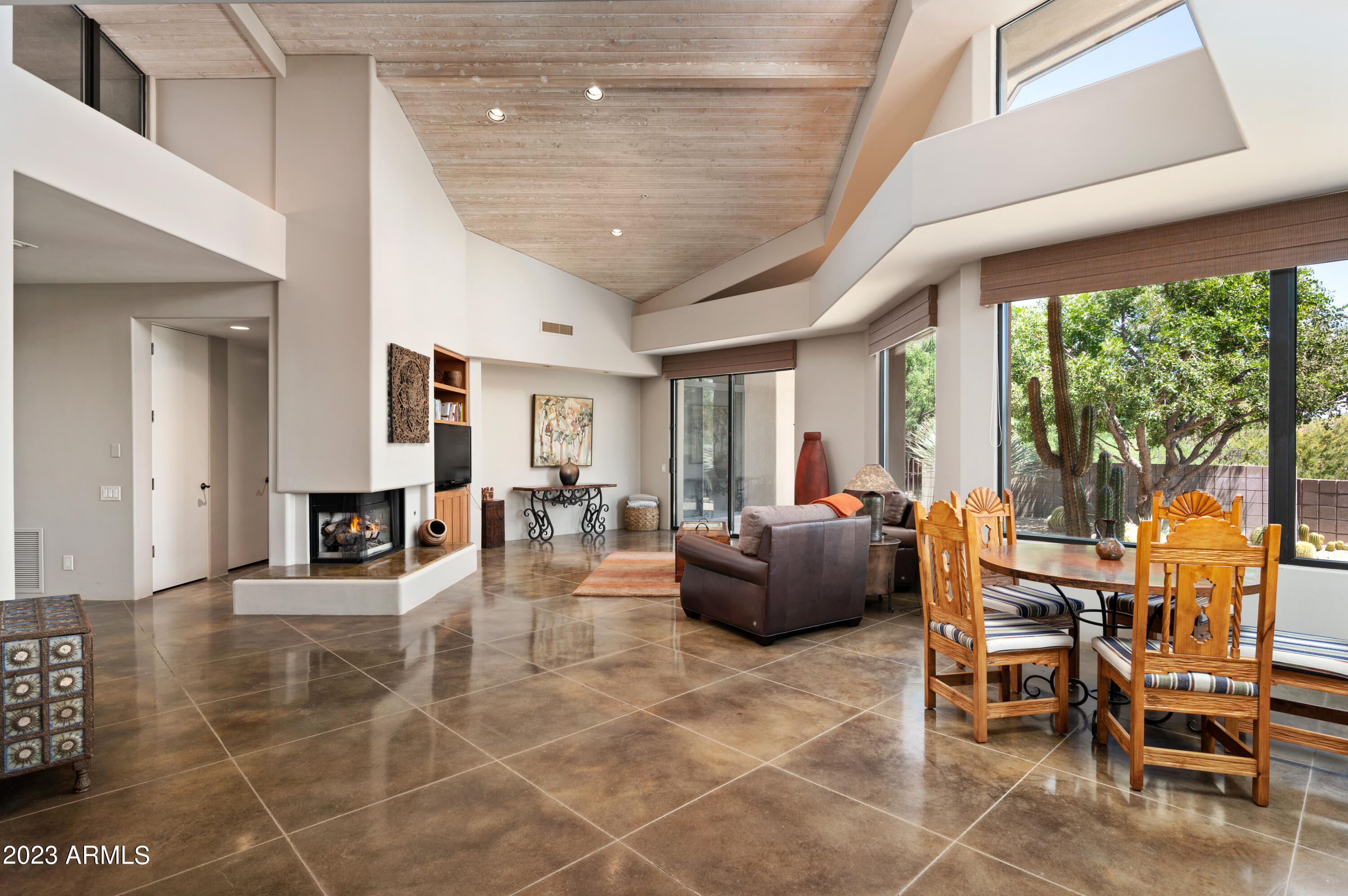 10651 E FERNWOOD Lane