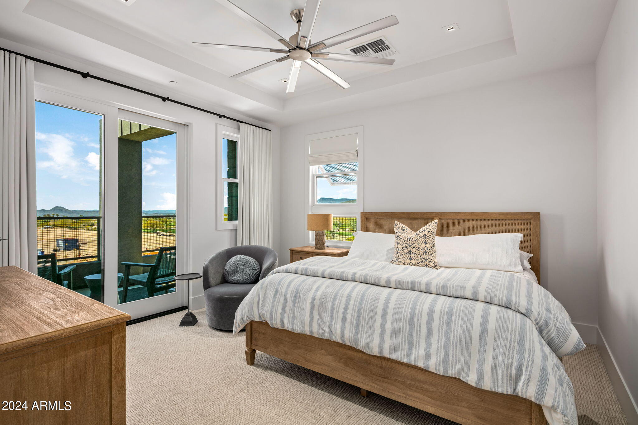 37200 N Cave Creek Road 2124
