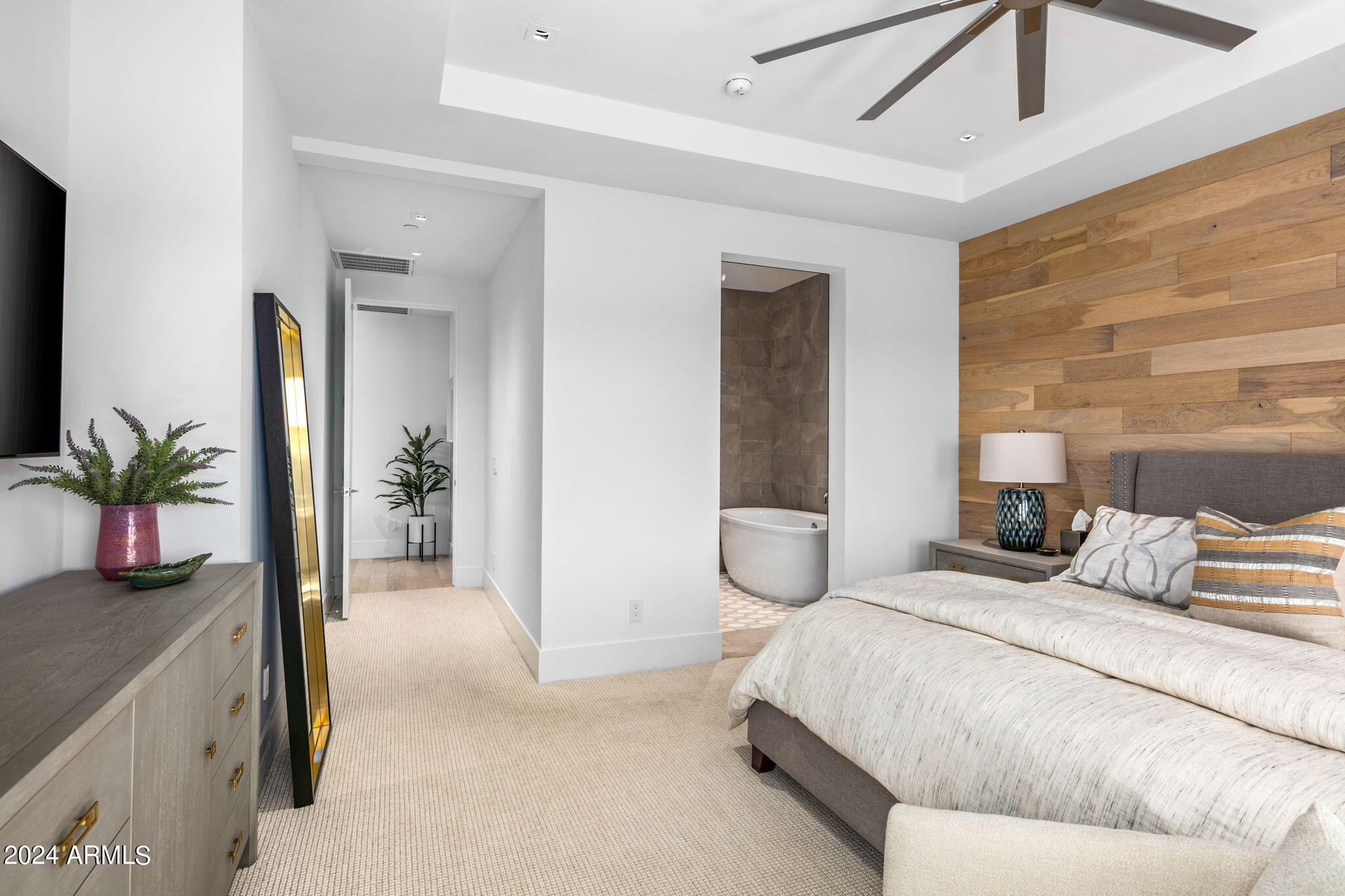 37200 N Cave Creek Road 2124