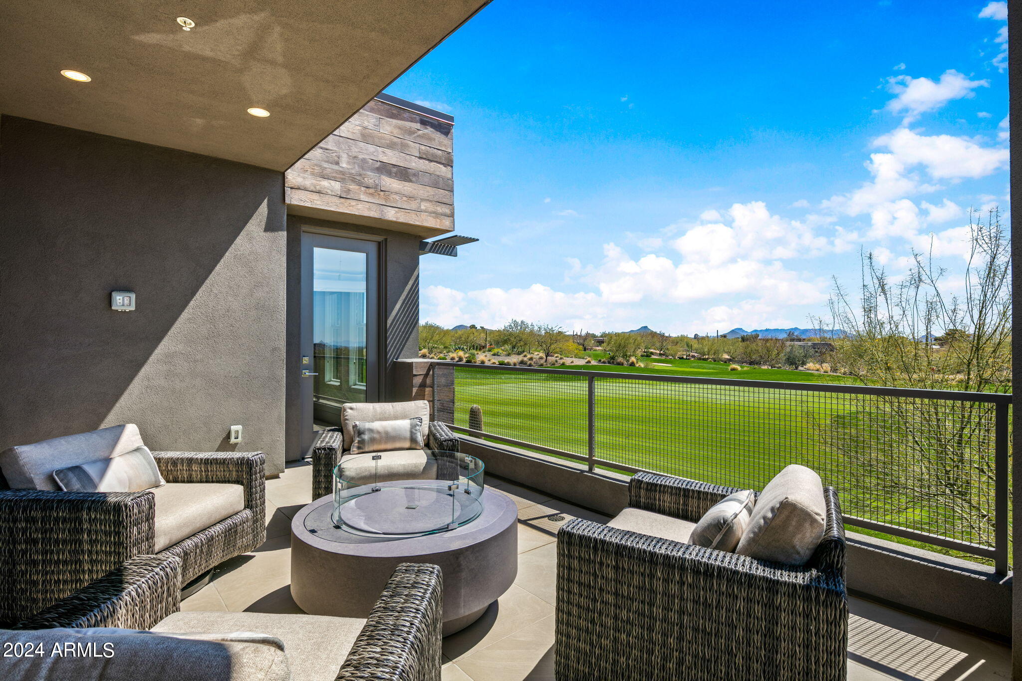 37200 N Cave Creek Road 2124