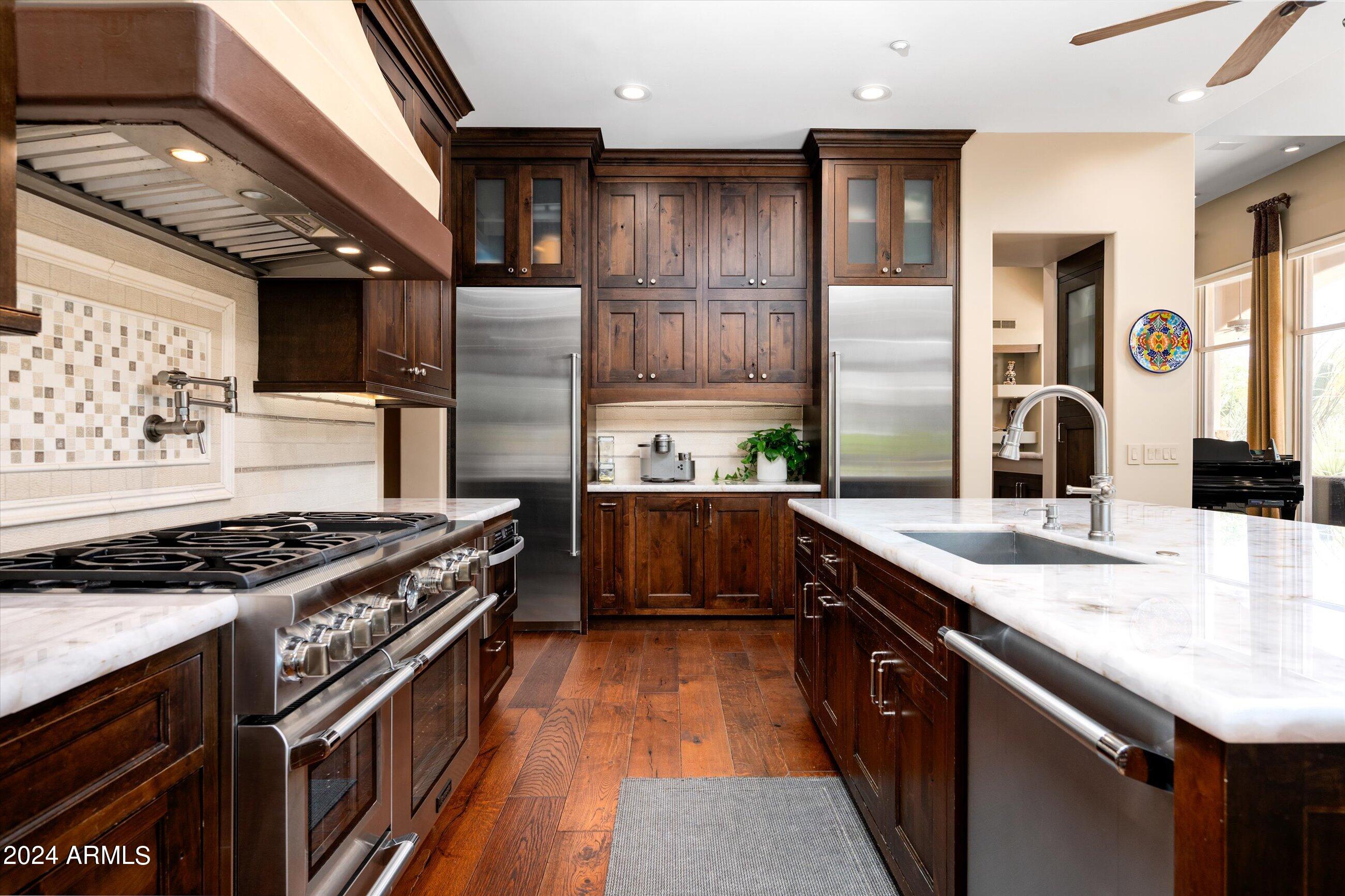 9671 E Monument Drive