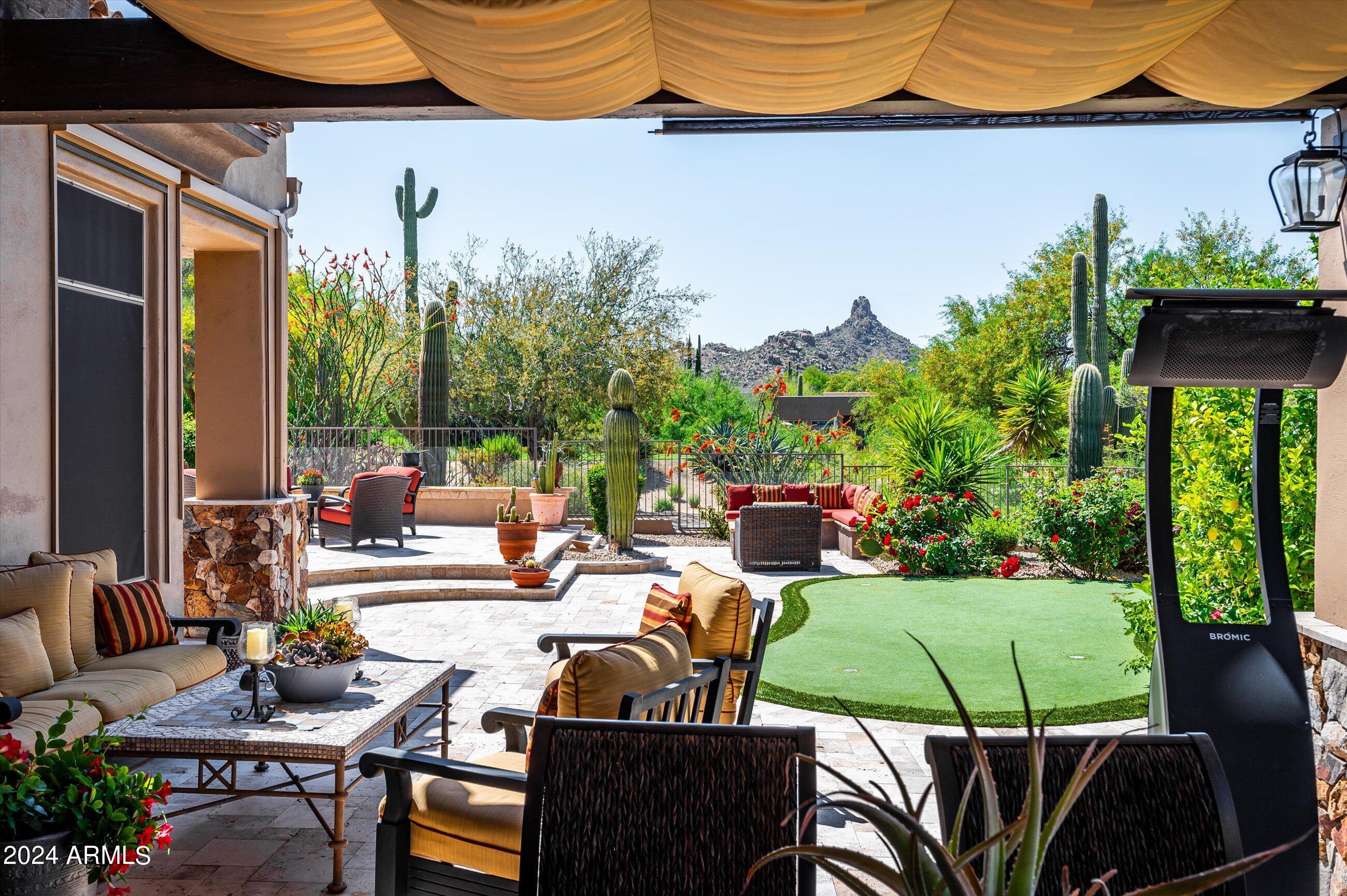 9671 E Monument Drive