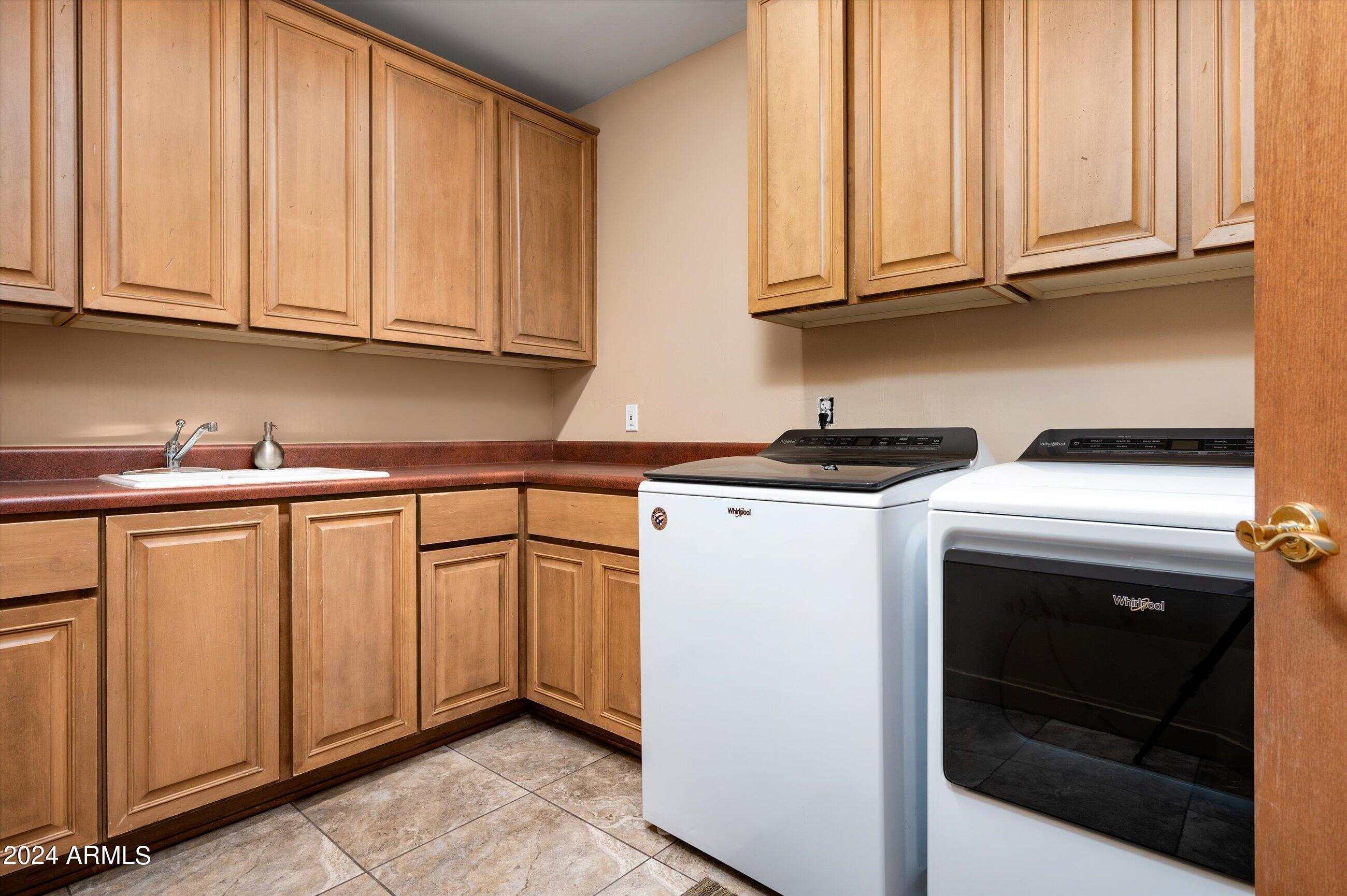 9671 E Monument Drive