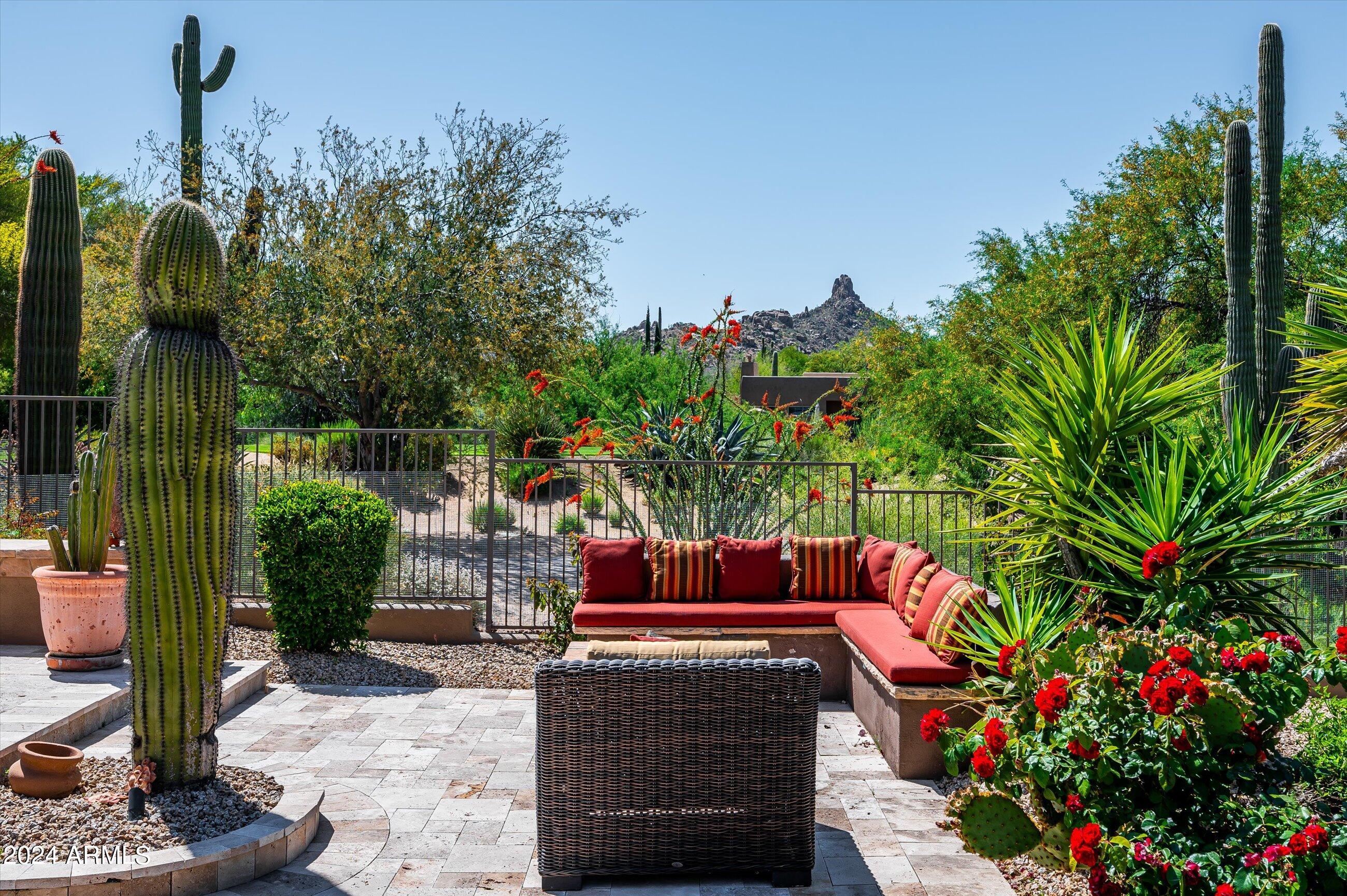 9671 E Monument Drive