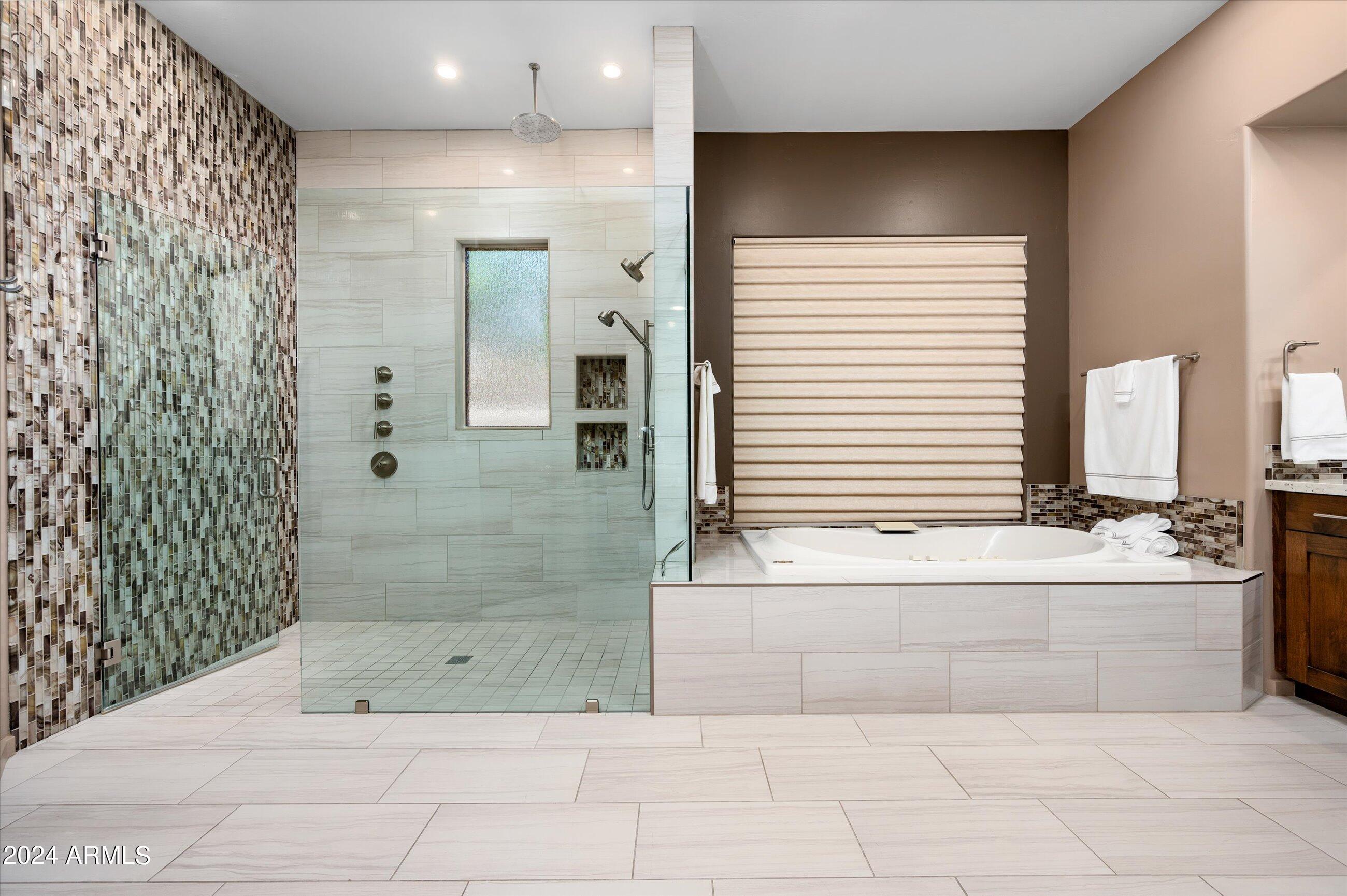 9671 E Monument Drive