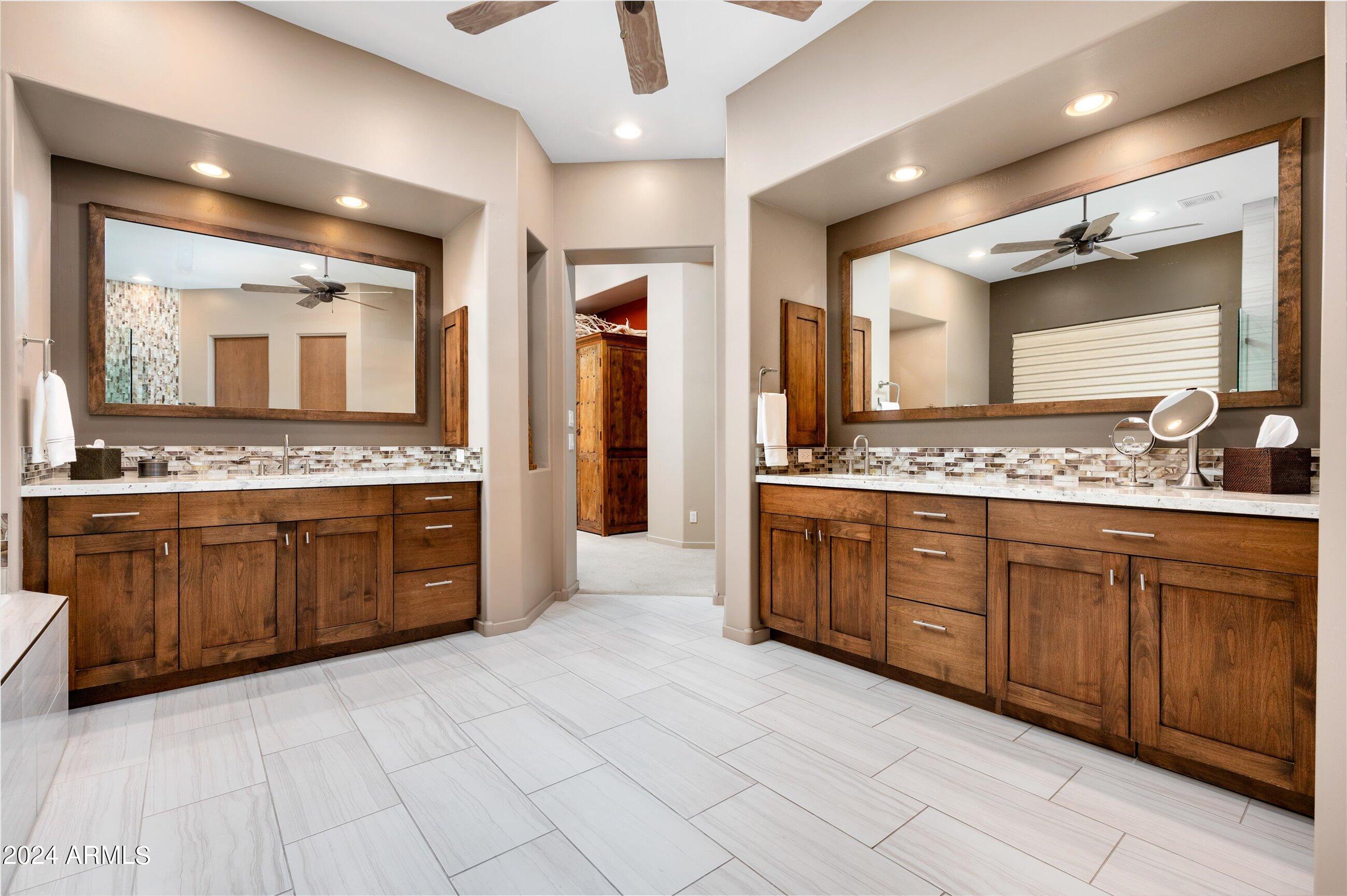 9671 E Monument Drive