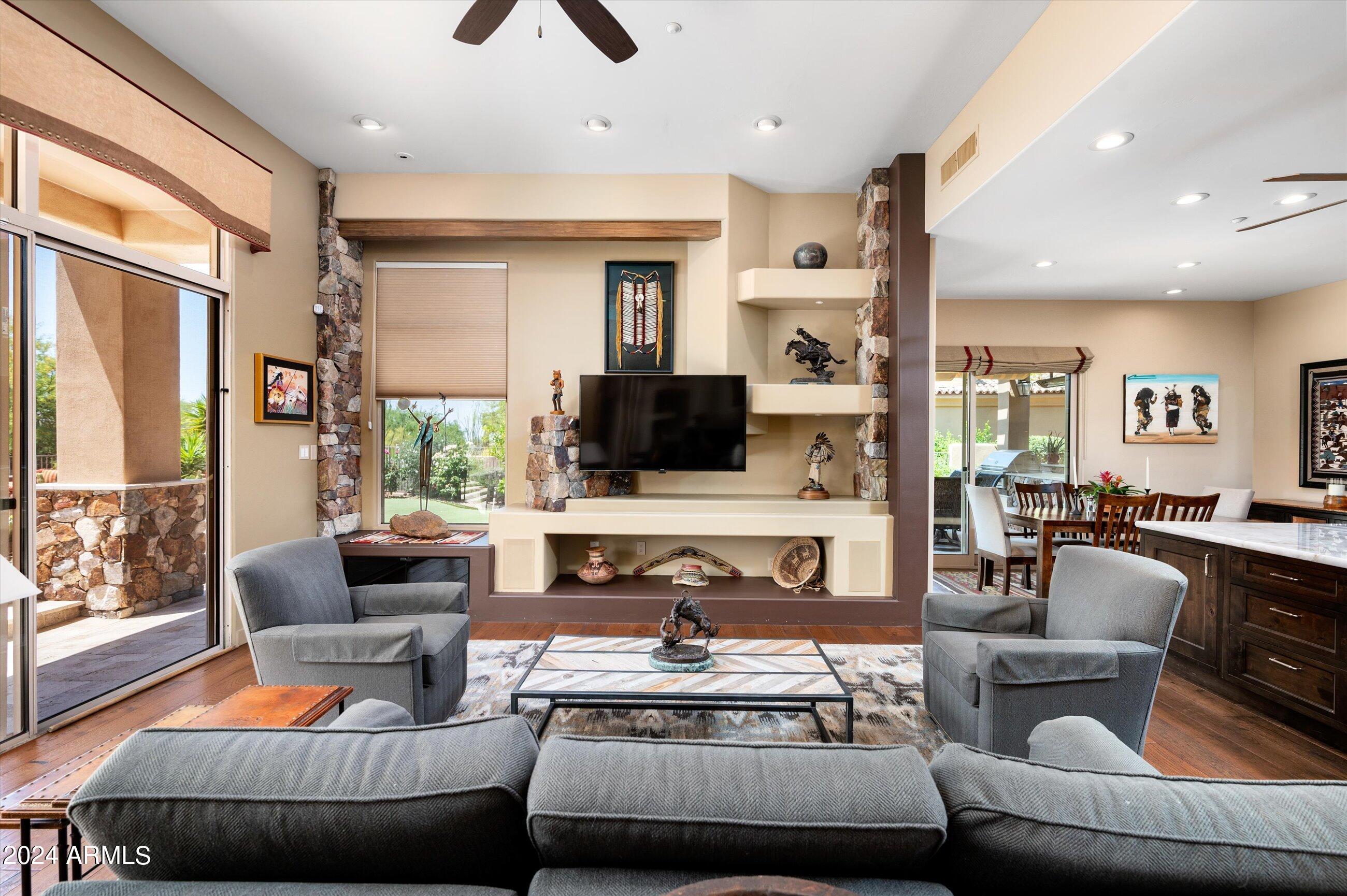 9671 E Monument Drive