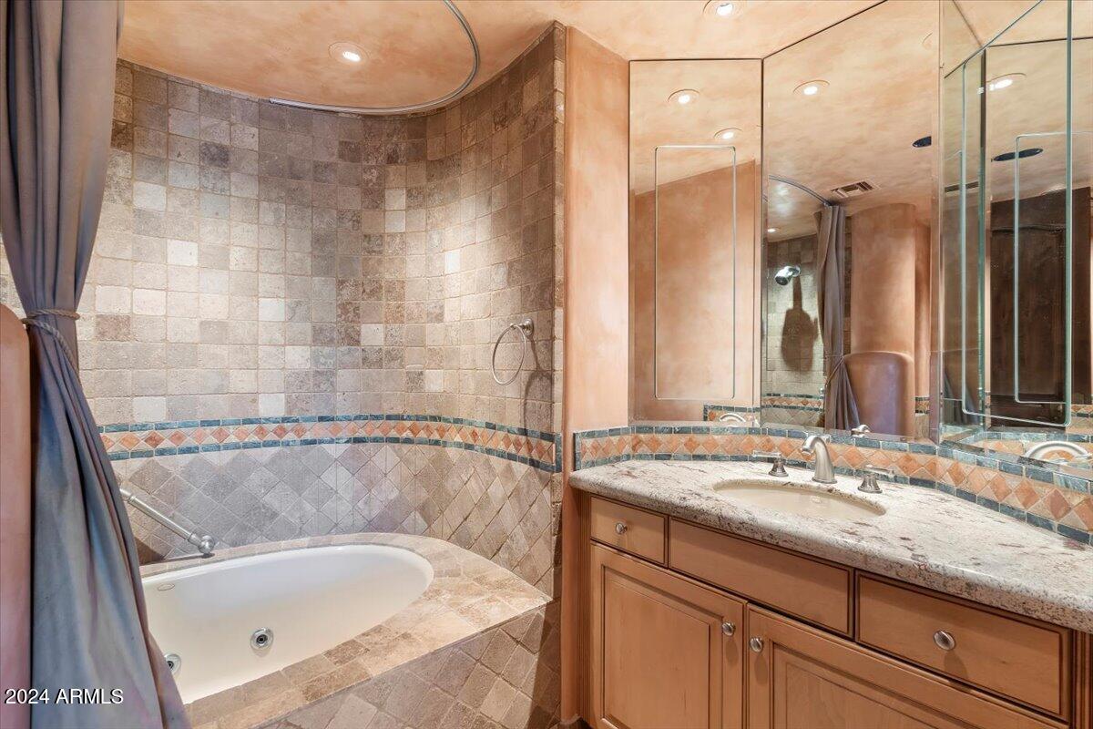 11155 E HONDA BOW Road