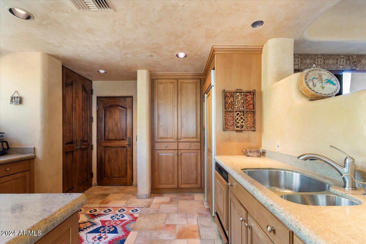 11155 E HONDA BOW Road
