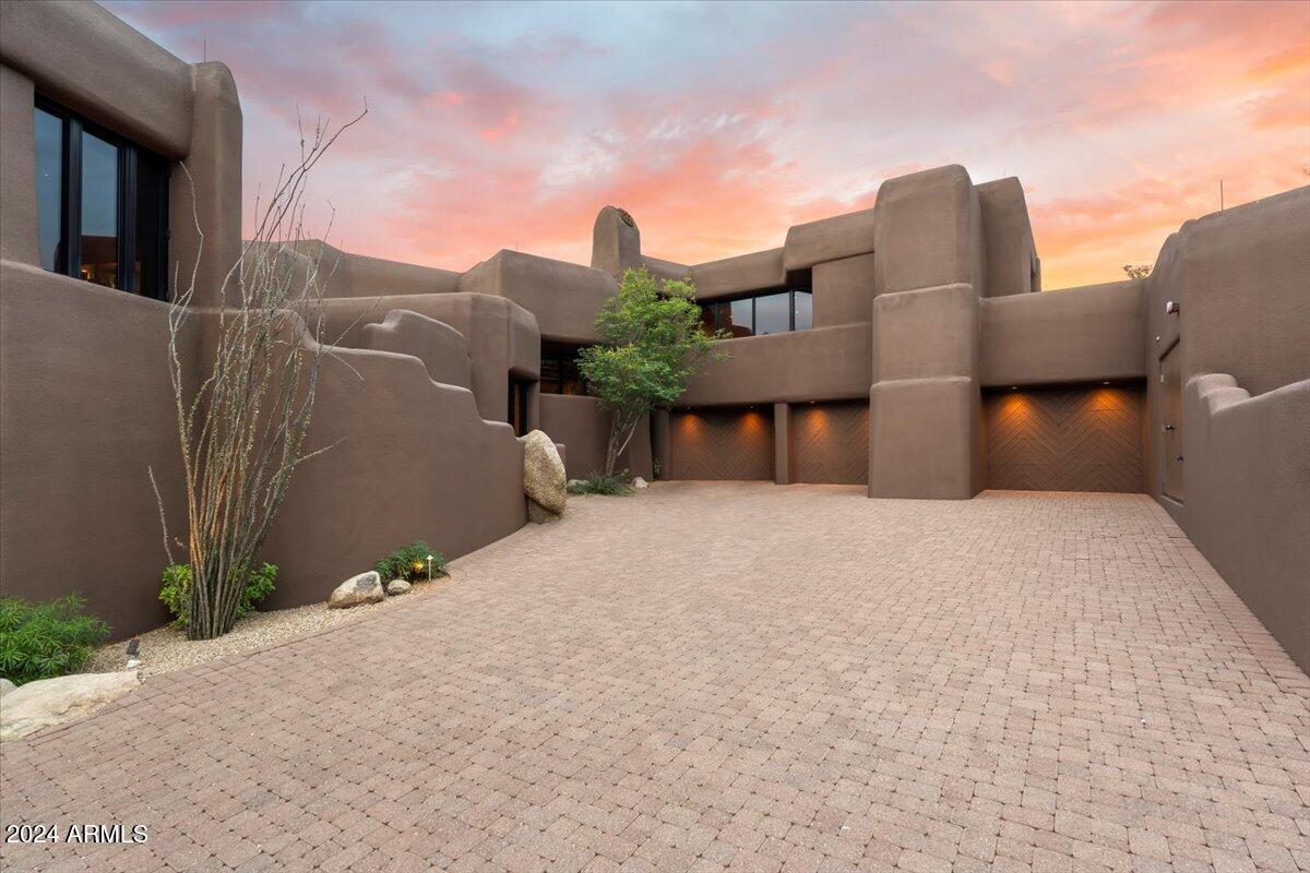 11155 E HONDA BOW Road