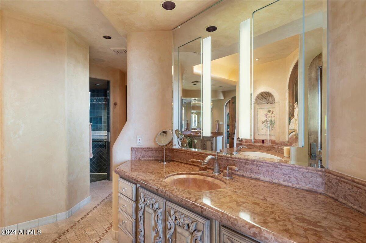 11155 E HONDA BOW Road