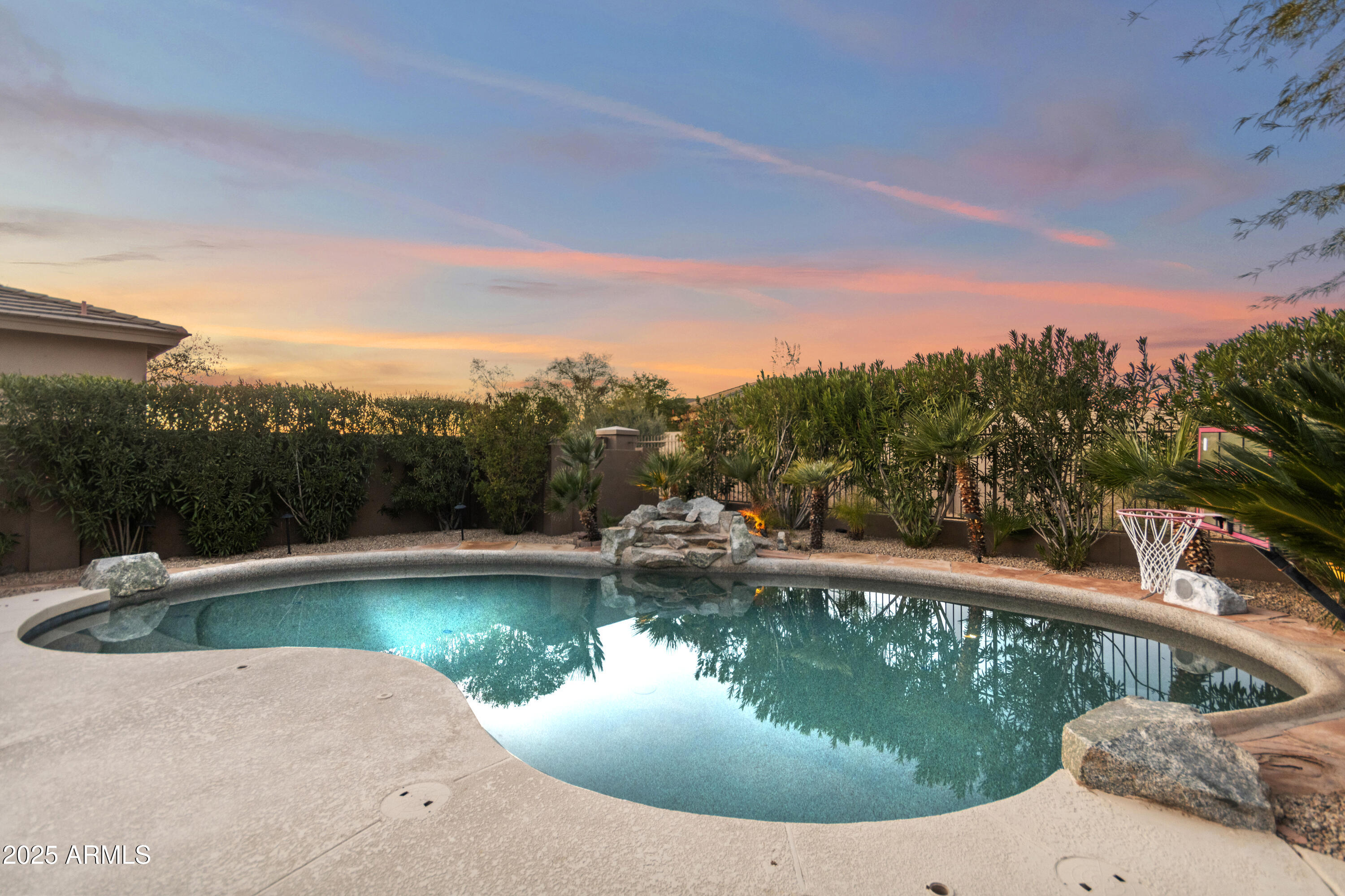 5892 E EVENING GLOW Drive