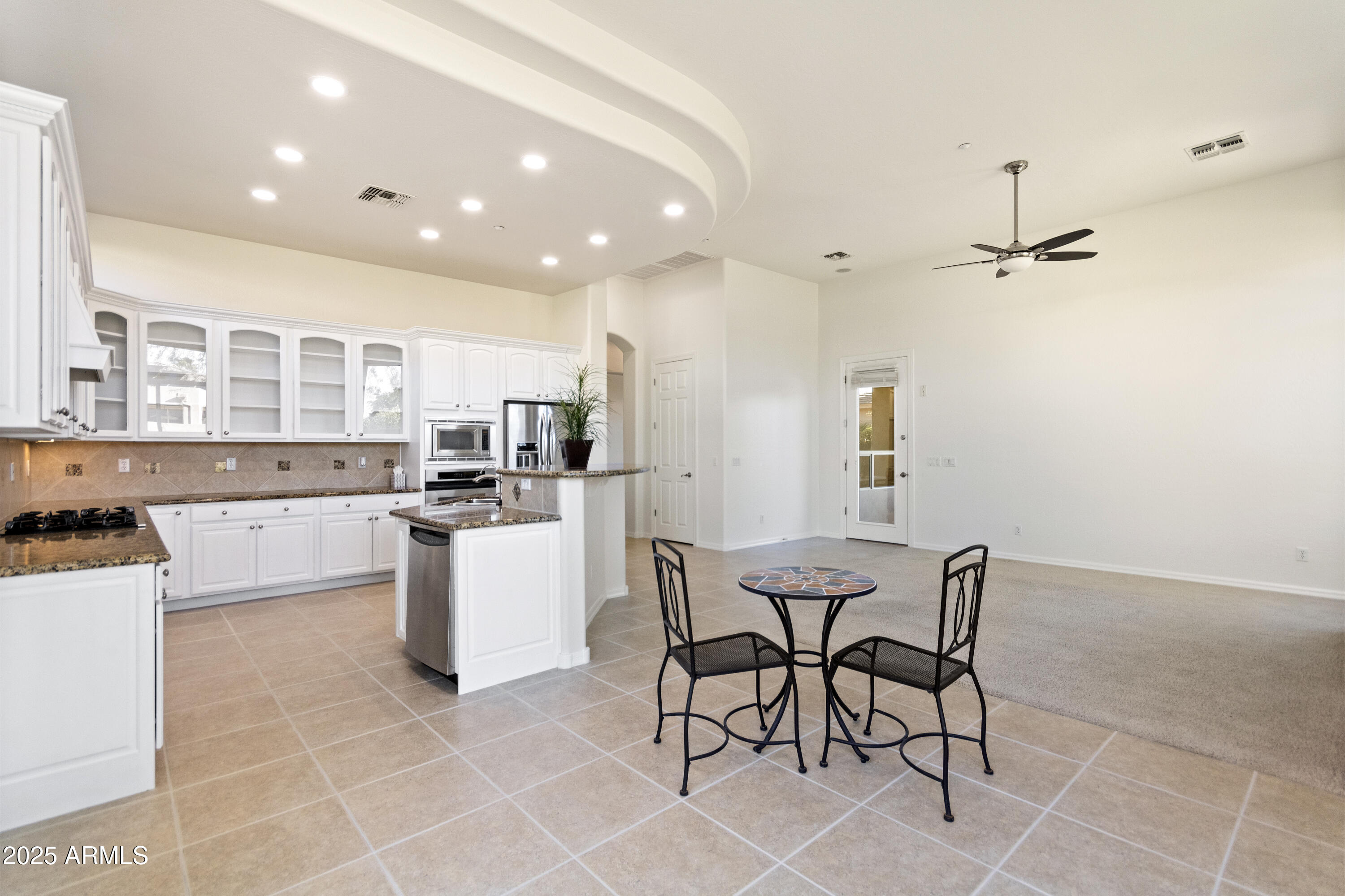 5892 E EVENING GLOW Drive