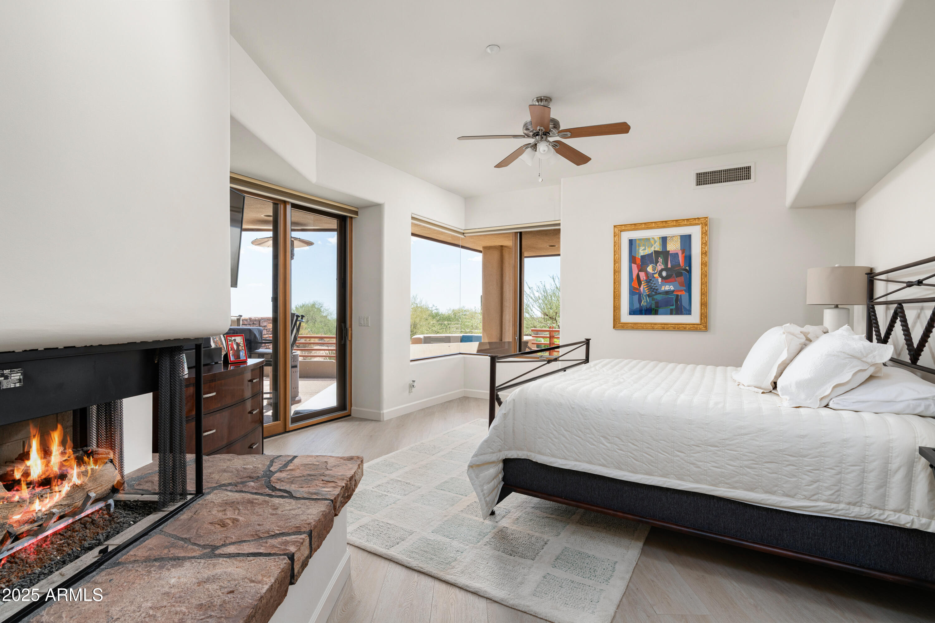 11163 E PROSPECT POINT Drive