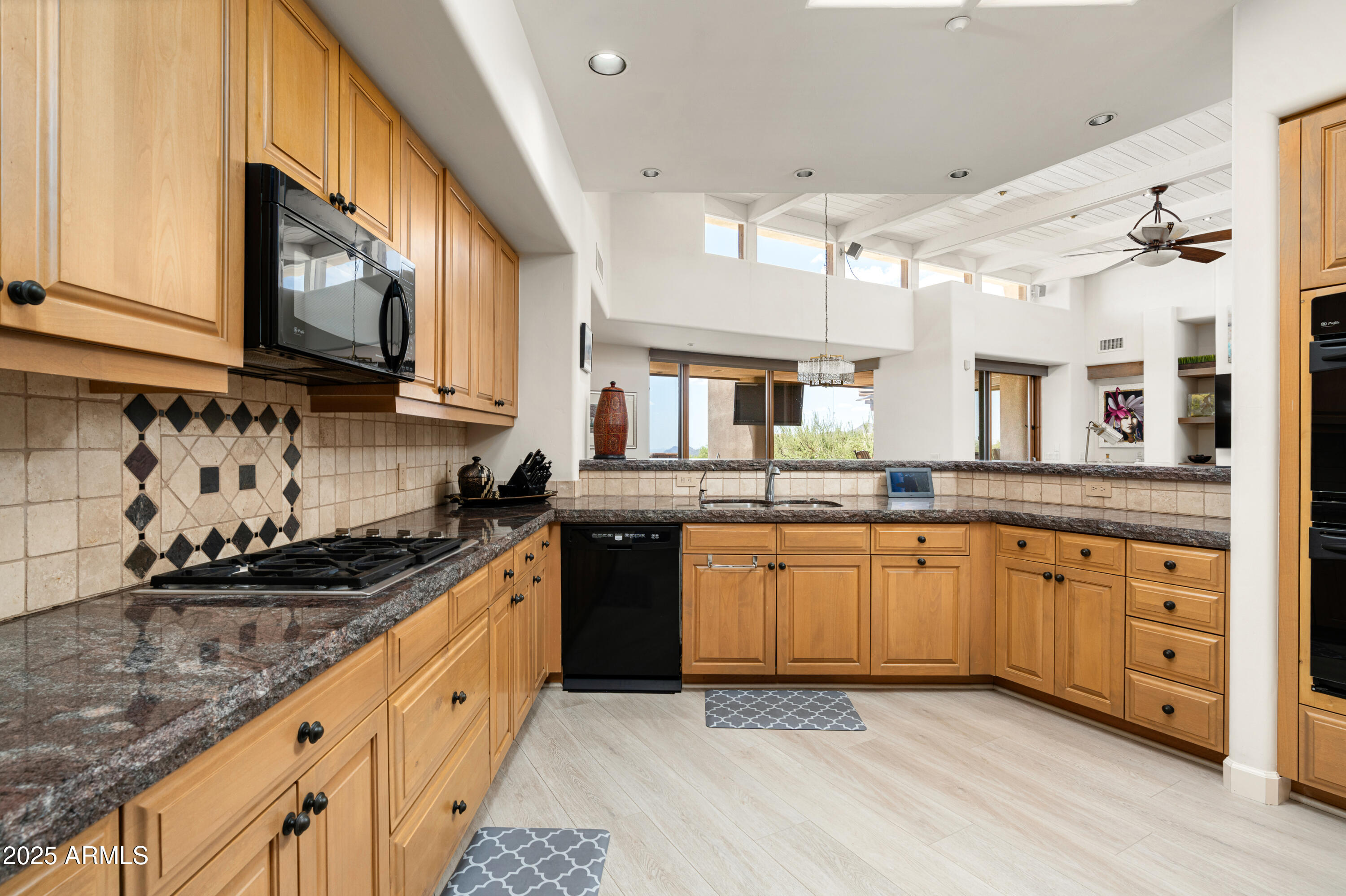 11163 E PROSPECT POINT Drive