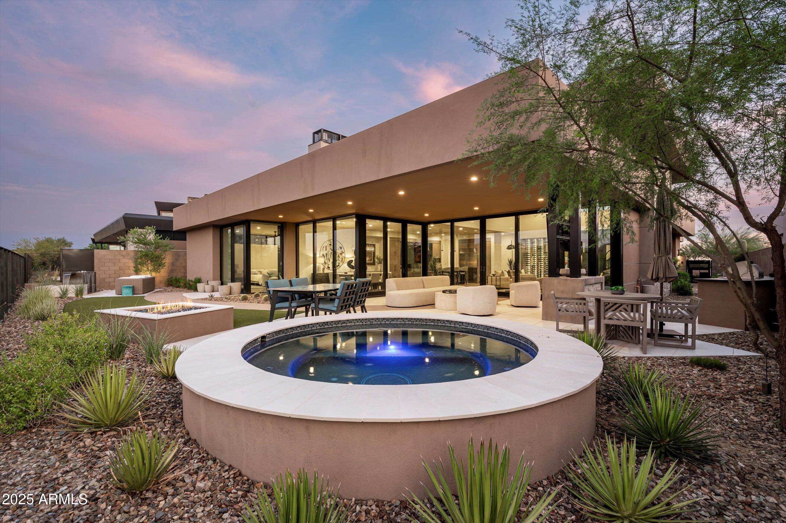 37200 N CAVE CREEK Road, 1009