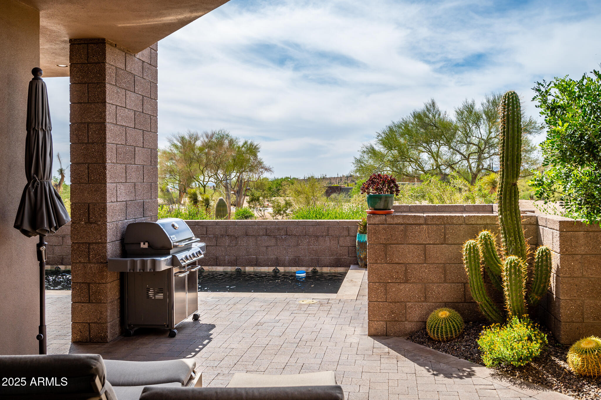 9422 E RISING SUN Drive E