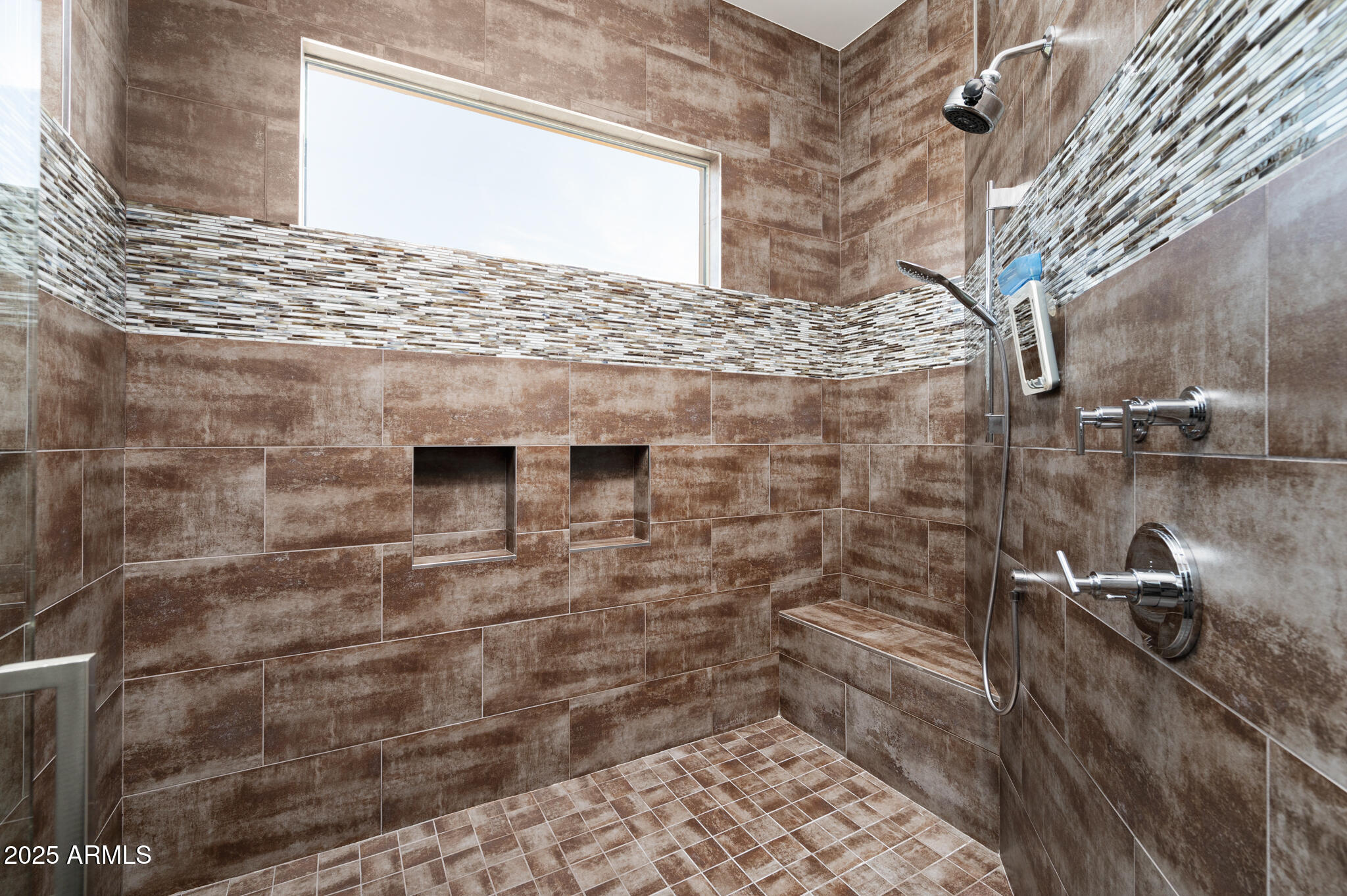 9422 E RISING SUN Drive E