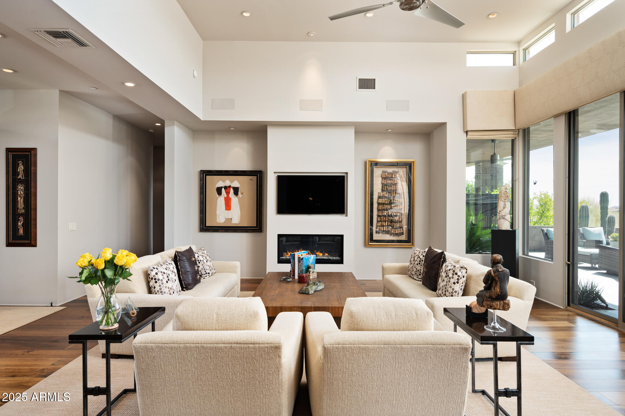 9422 E RISING SUN Drive E