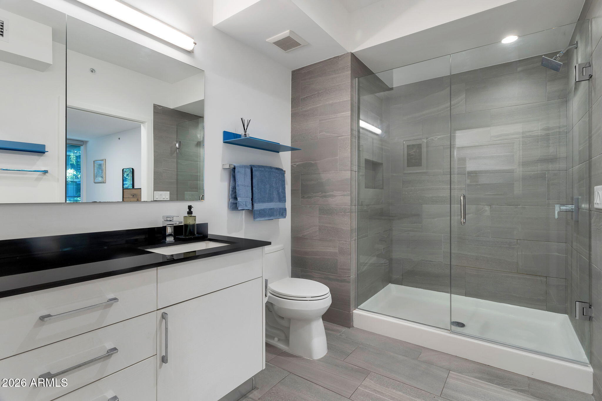 7180 E KIERLAND Boulevard 504