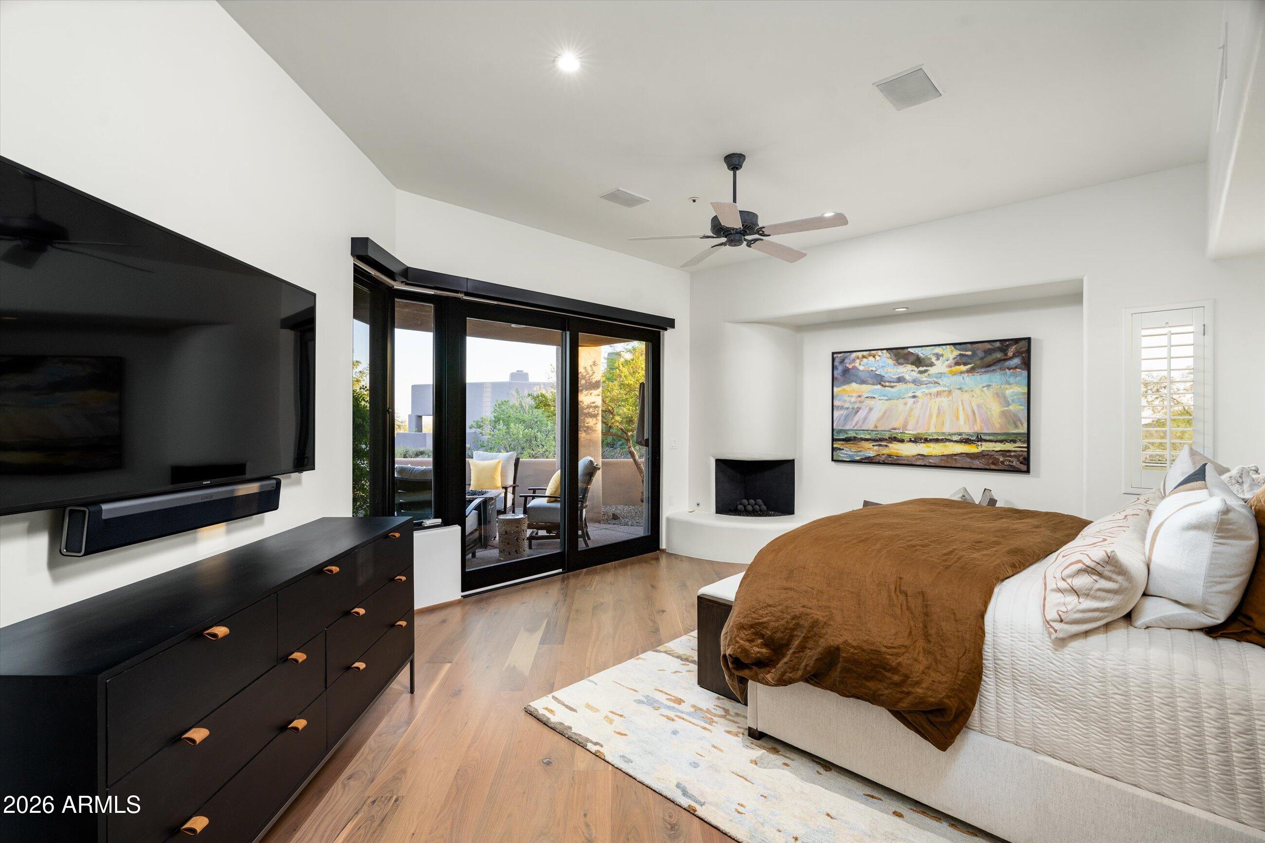 10641 E Tamarisk Way