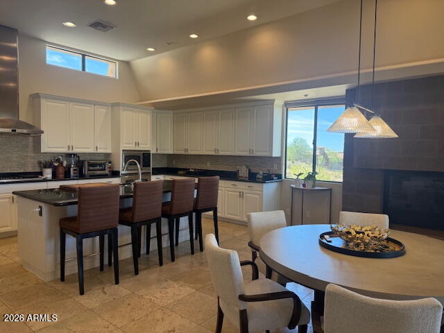 9216 E SKY LINE Drive