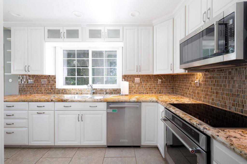 7980 Mission Vista Drive