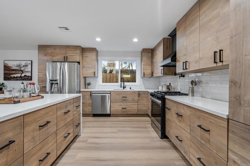 7076 Keighley Street