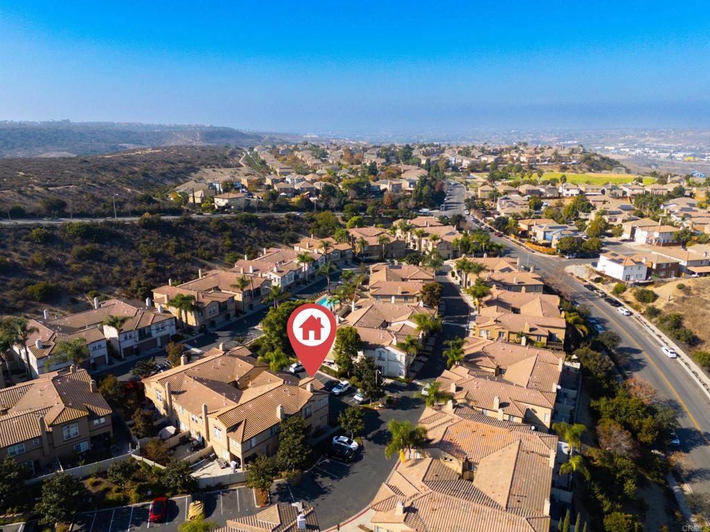 6349 Avenida de las Vistas 1