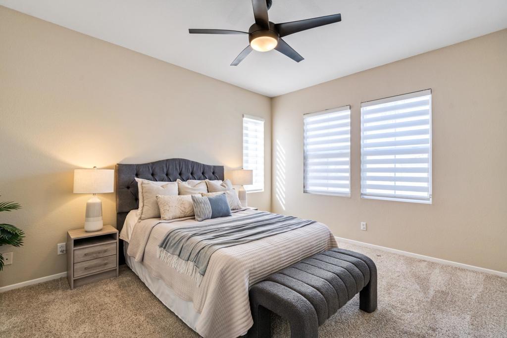 6349 Avenida de las Vistas 1