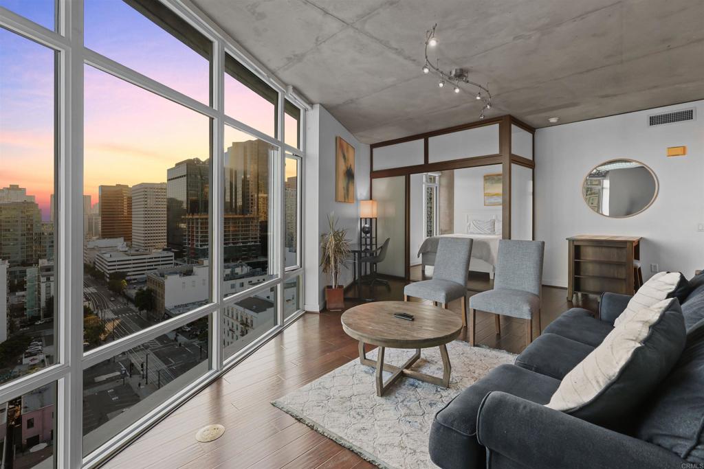 1080 Park Boulevard 1502