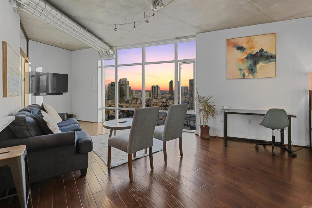 1080 Park Boulevard 1502
