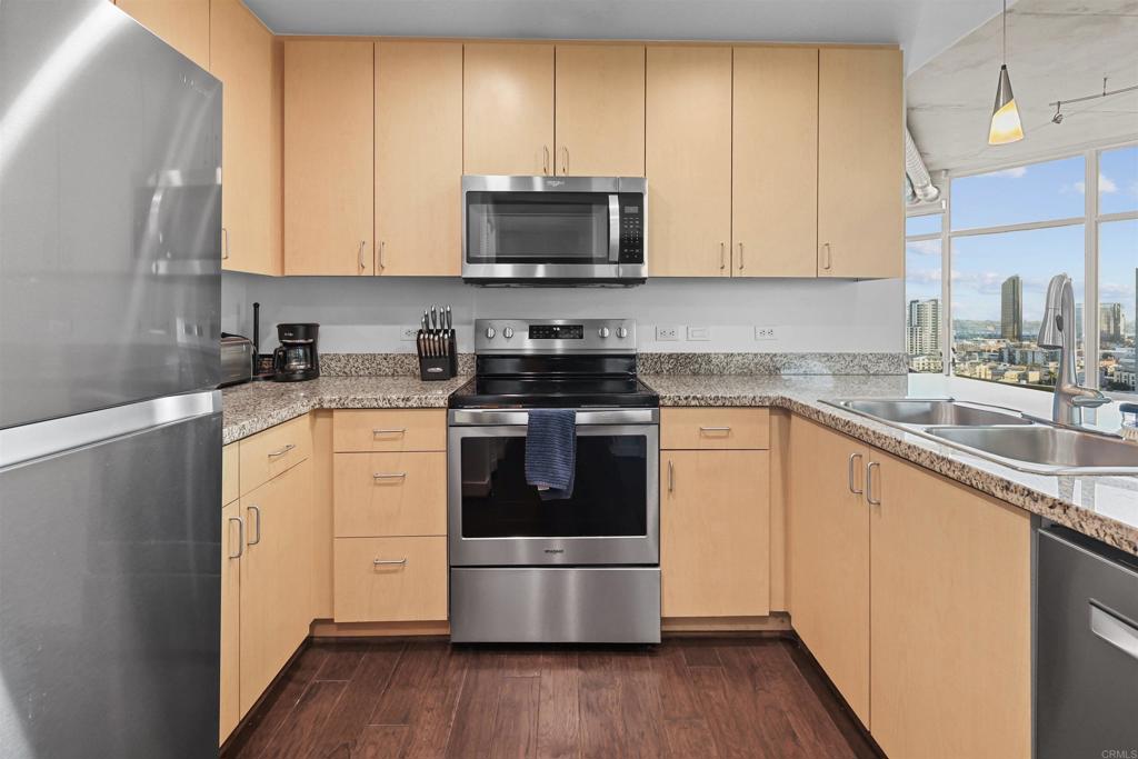 1080 Park Boulevard 1502