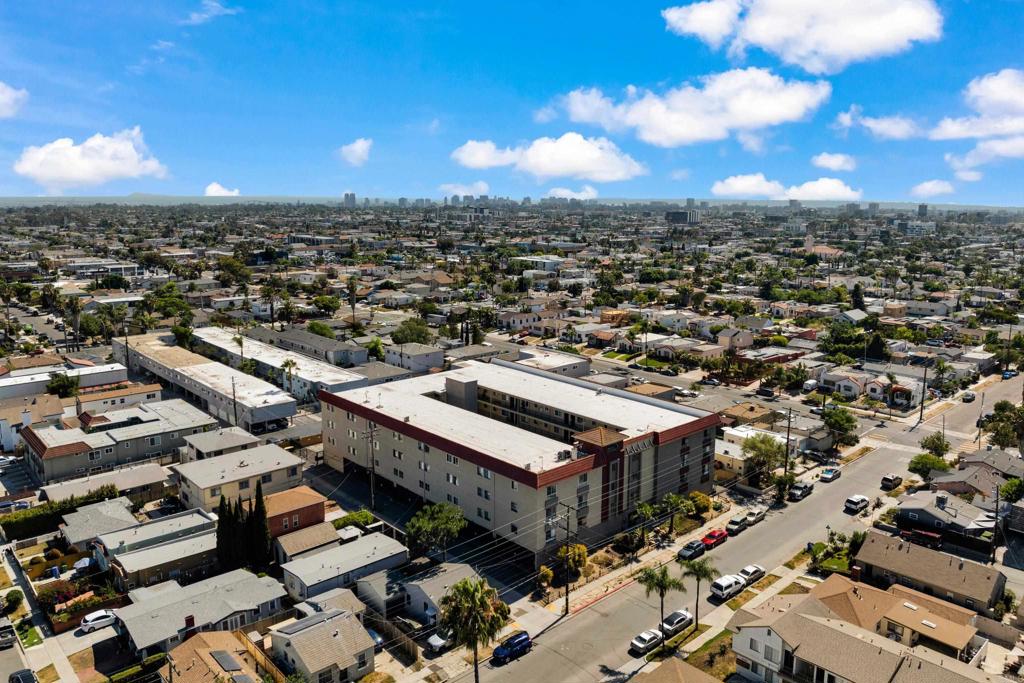 3535 Monroe Avenue 23