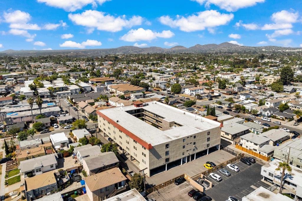 3535 Monroe Avenue 23