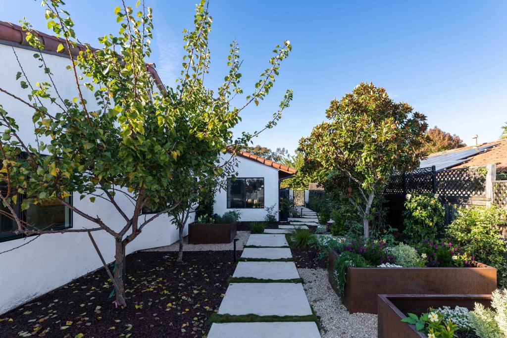 905 Olive Crest Drive